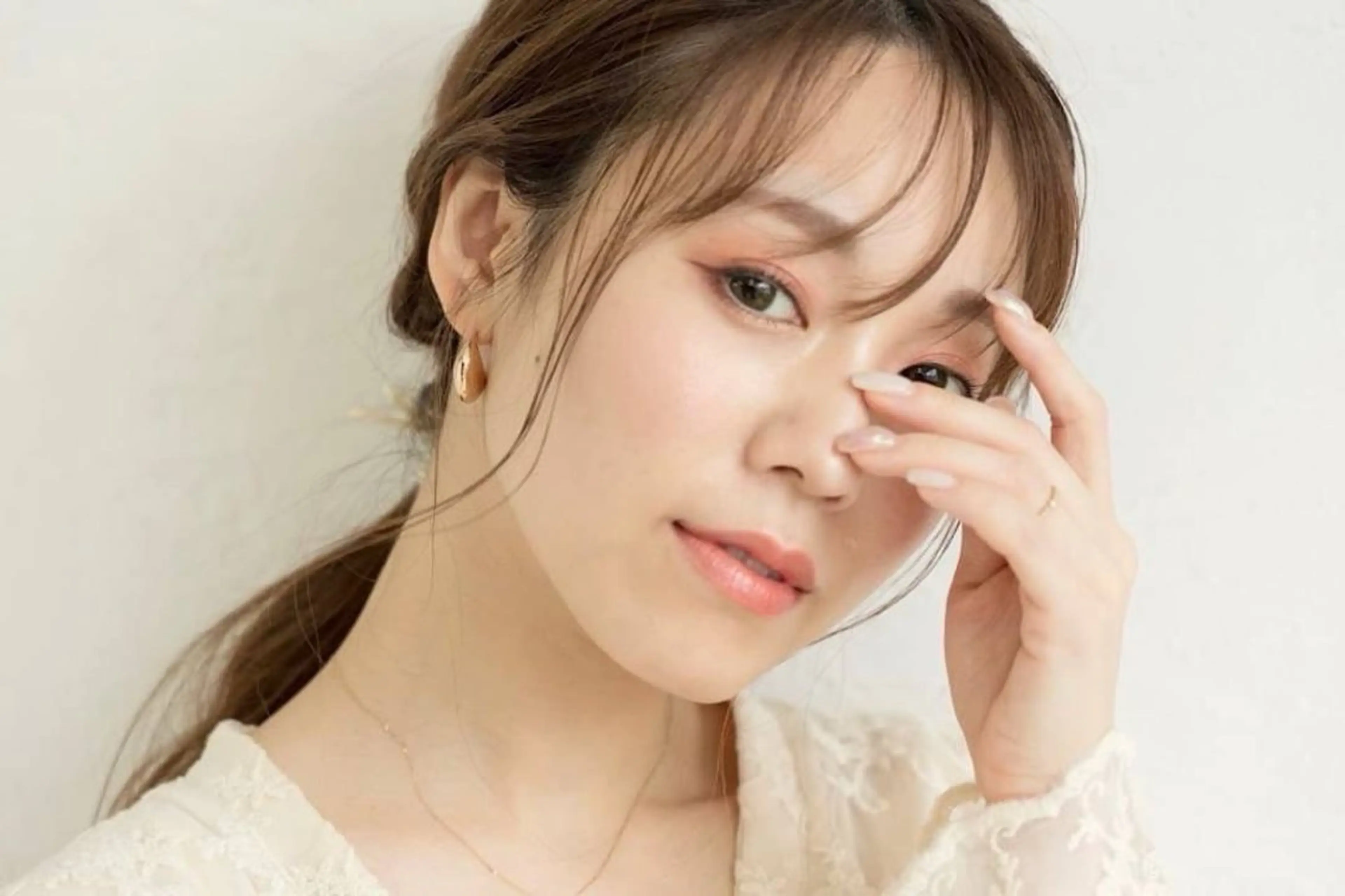 【垢抜け♪】ゲジ眉卒業!!黄金比★美眉オーダーメイド(wax+毛量調節+メイク)の写真
