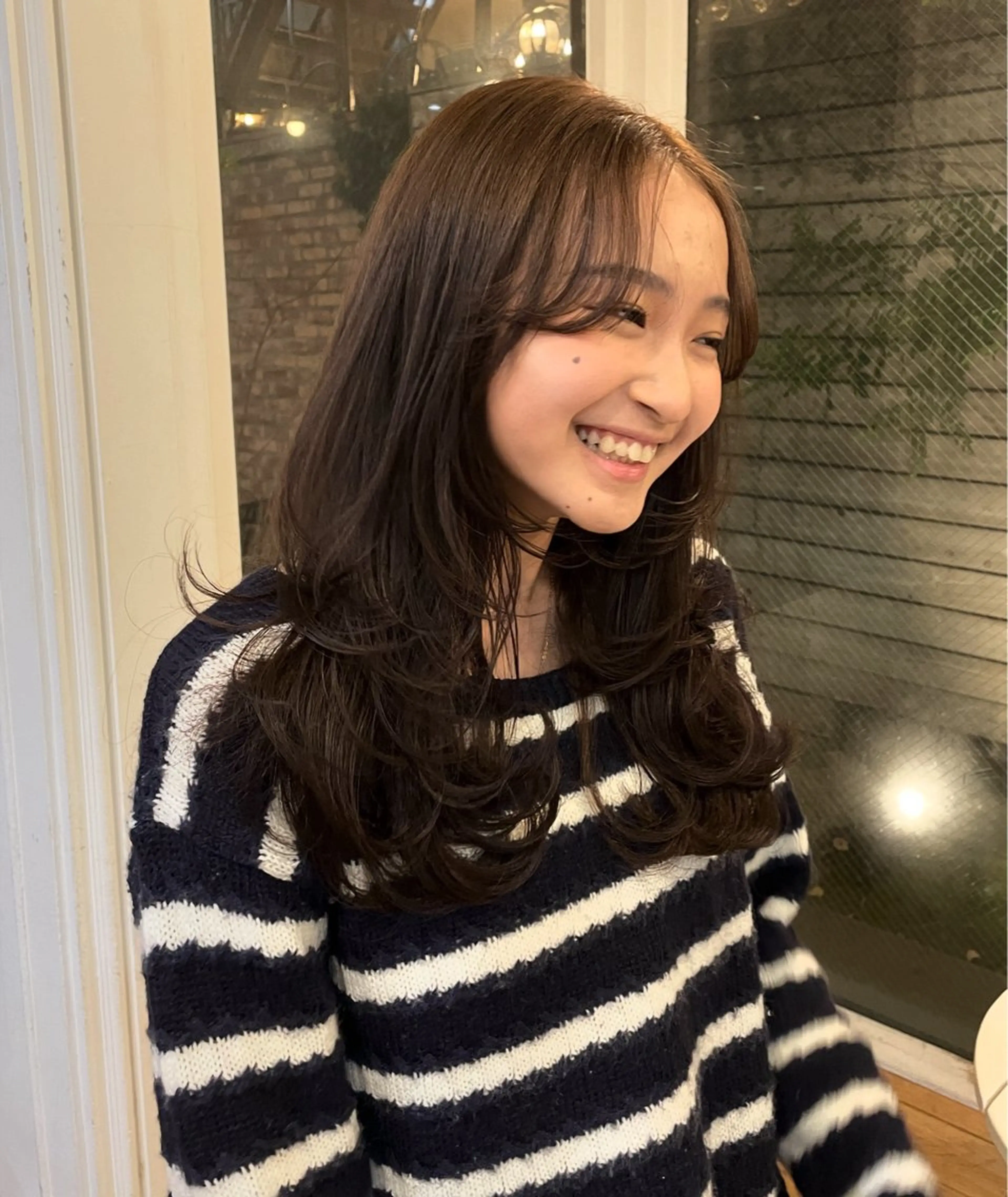ロング レイヤーカット 来美 / クルミのヘアスタイル
