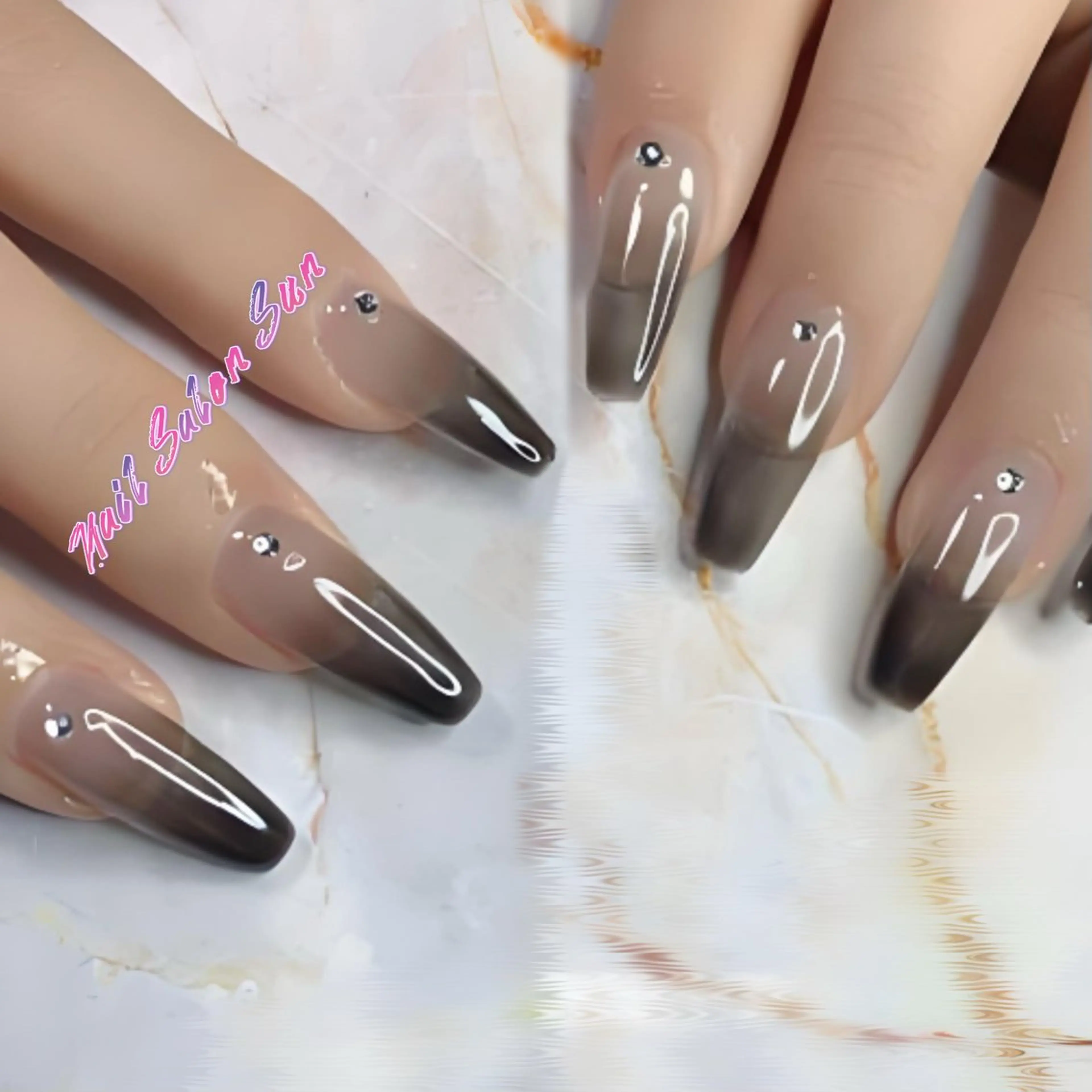 ネイル ハンドネイル Sun Nail サン ネイルサロンのネイルデザイン