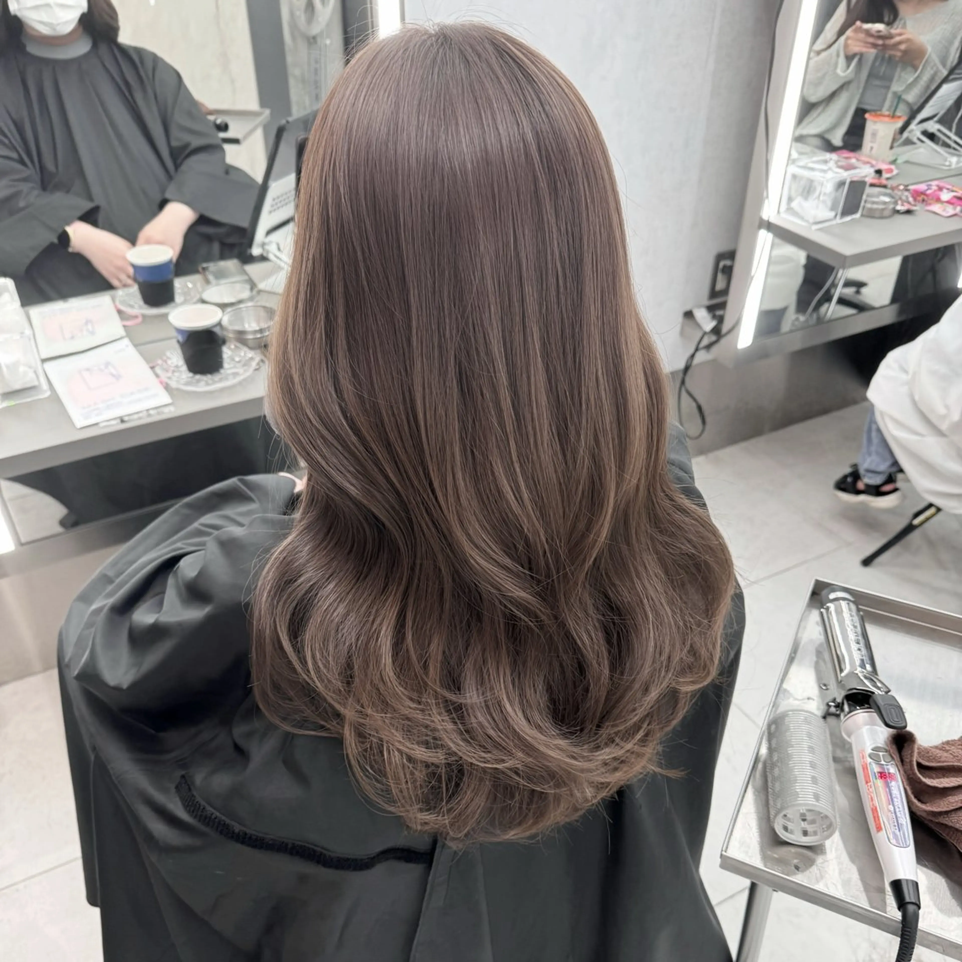 ロング レイヤーカット カット ヘアカラー トリートメント 銀座/顔周りレイヤー 🤍kanohoのヘアスタイル