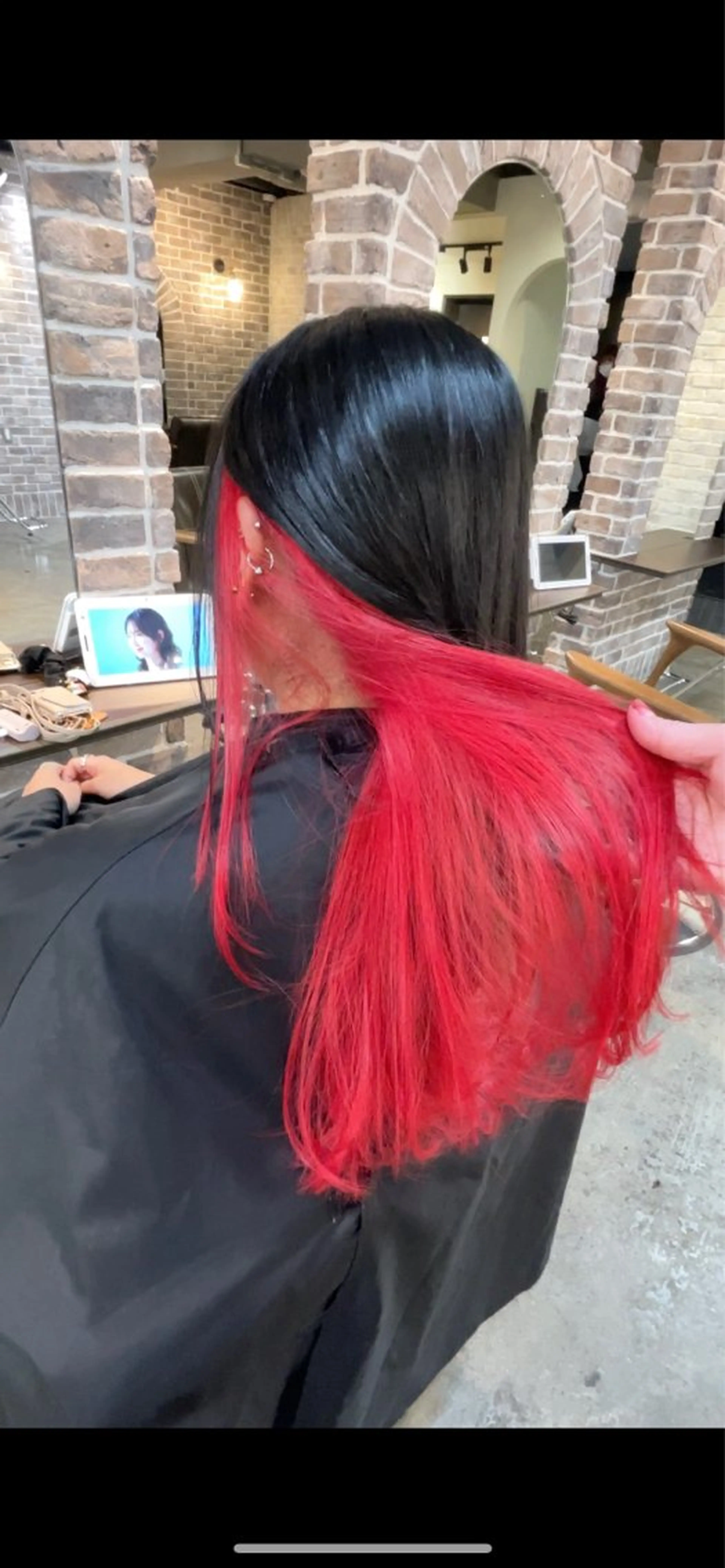 ロング カラー レッドカラー ACROあべの店所属・艶カラー/インナー /グラデ/大西小百合のヘアスタイル