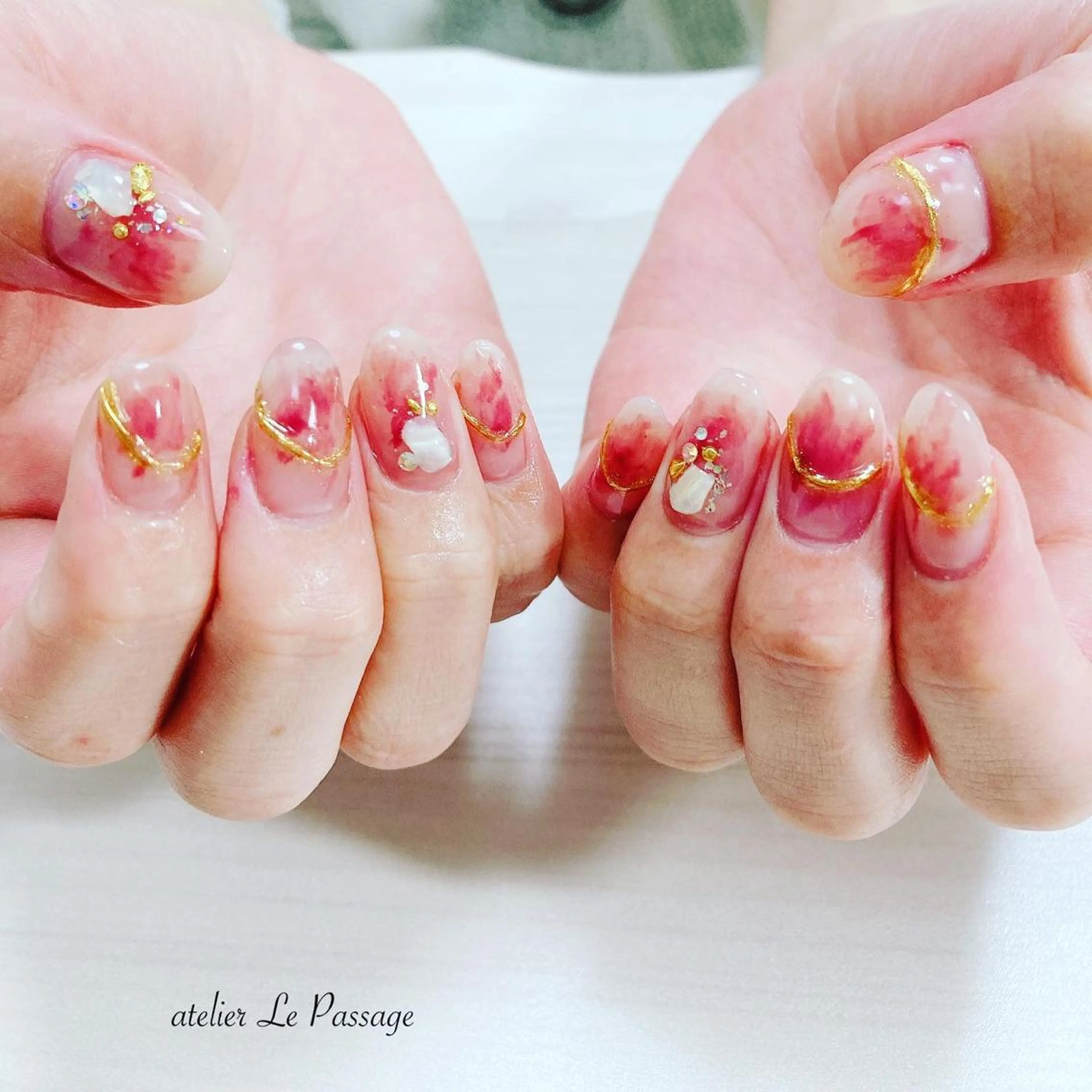 ネイル ジェルネイル ラメ(グリッター) ミラーネイル ニュアンスネイル オフィスネイル Atelier Le Passage所属・h nakatsukaのネイルデザイン