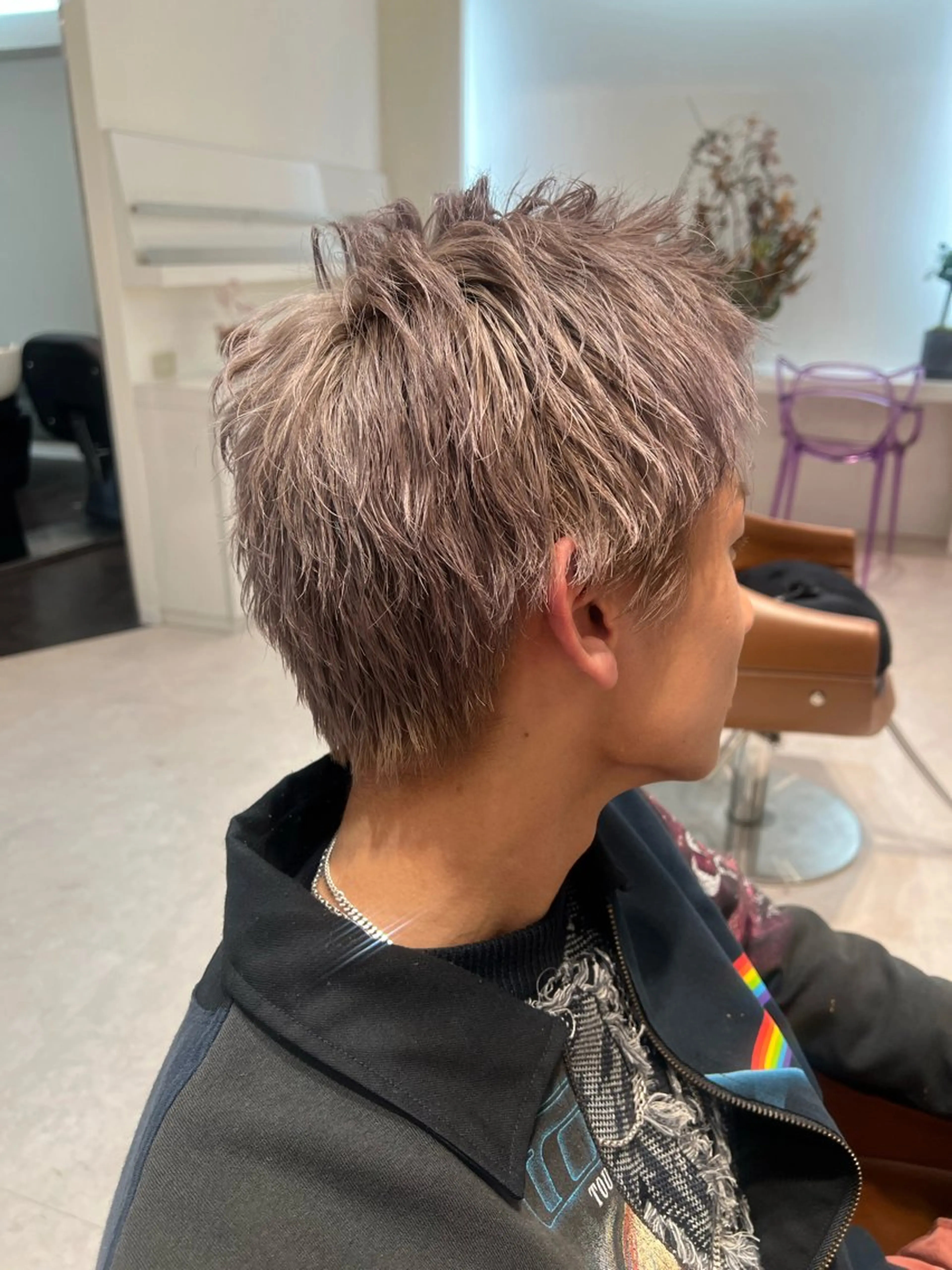ショート カラー パーマ メンズ メンズブリーチ ブリーチ ヘアカラー 鶴田 来夢のヘアスタイル