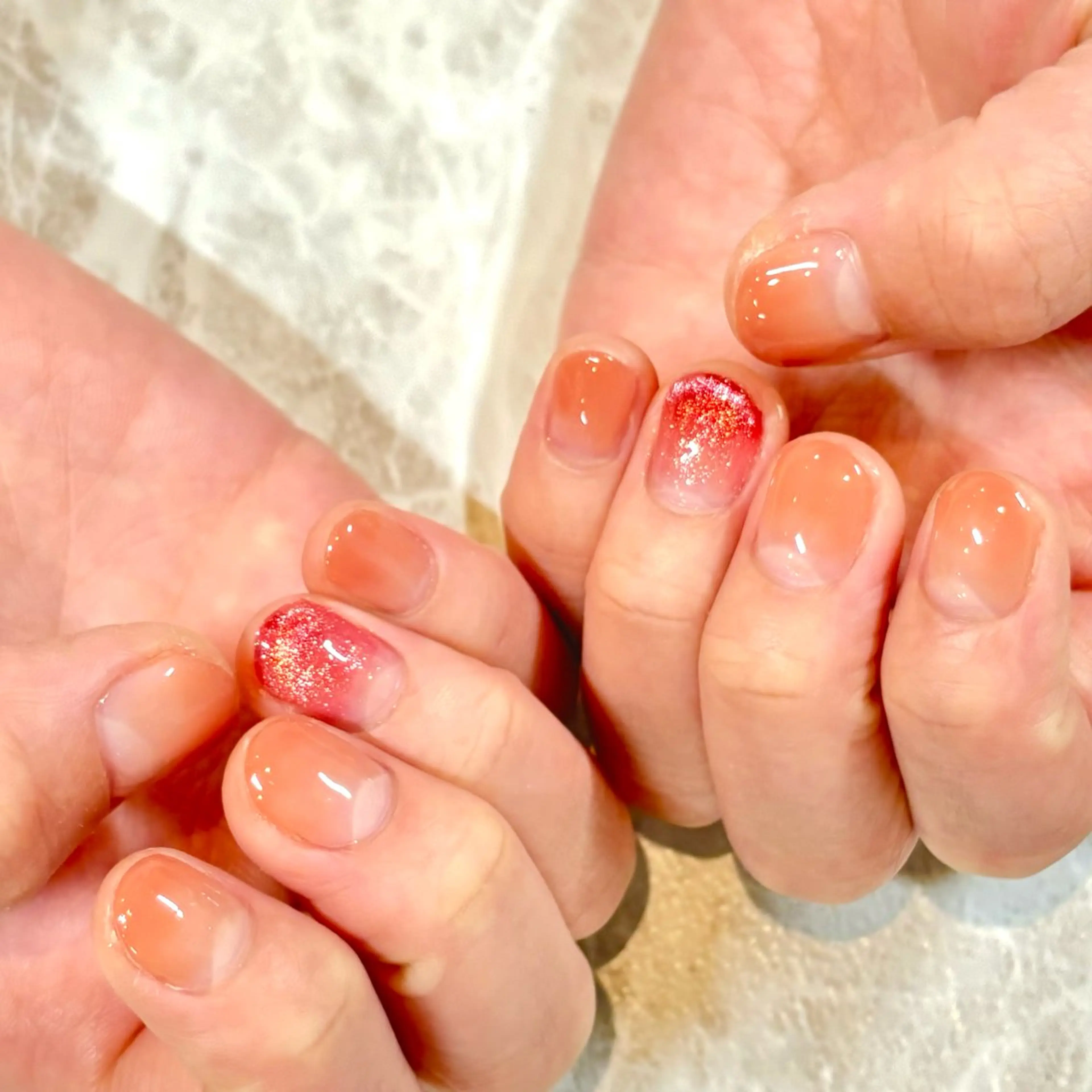 ネイル グラデーション マグネットネイル 赤色 シンプルネイル SEPT NAIL こばやしのネイルデザイン