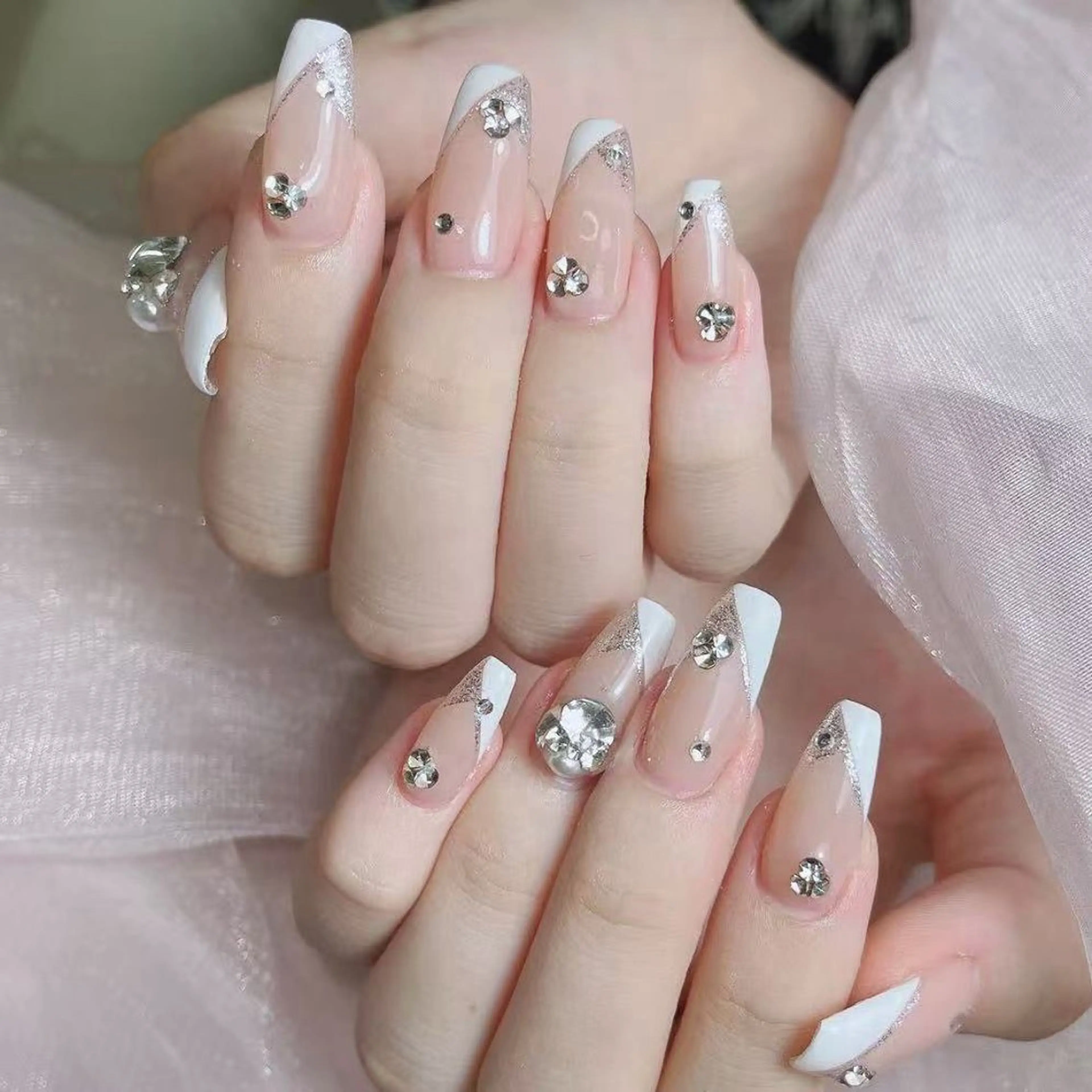 ネイル ハンドネイル Queens マオのネイルデザイン