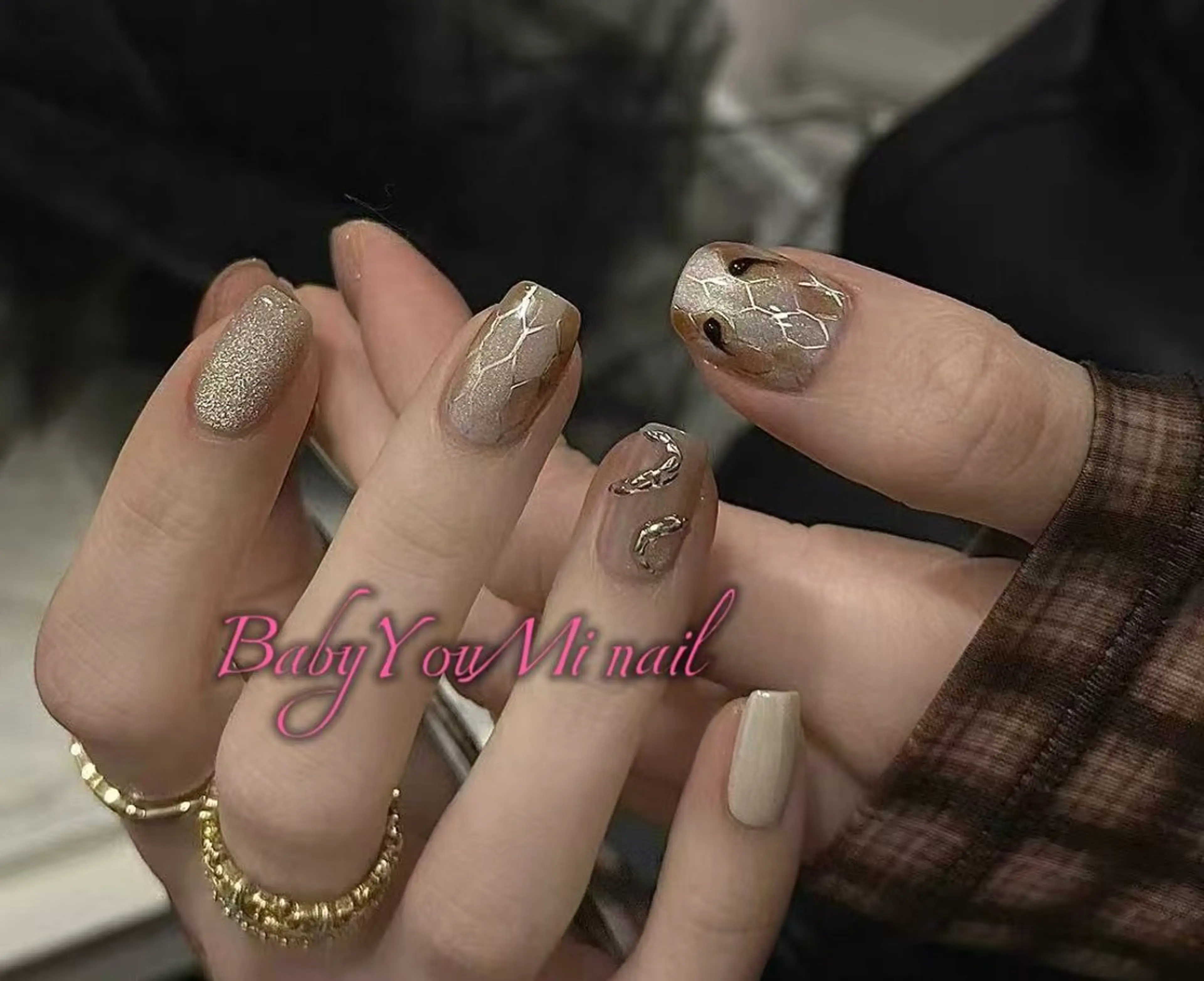 ネイル オーロラネイル フラワーネイル フットネイル フレンチネイル ジェルネイル ハンドネイル BabyYouMi ねねのネイルデザイン