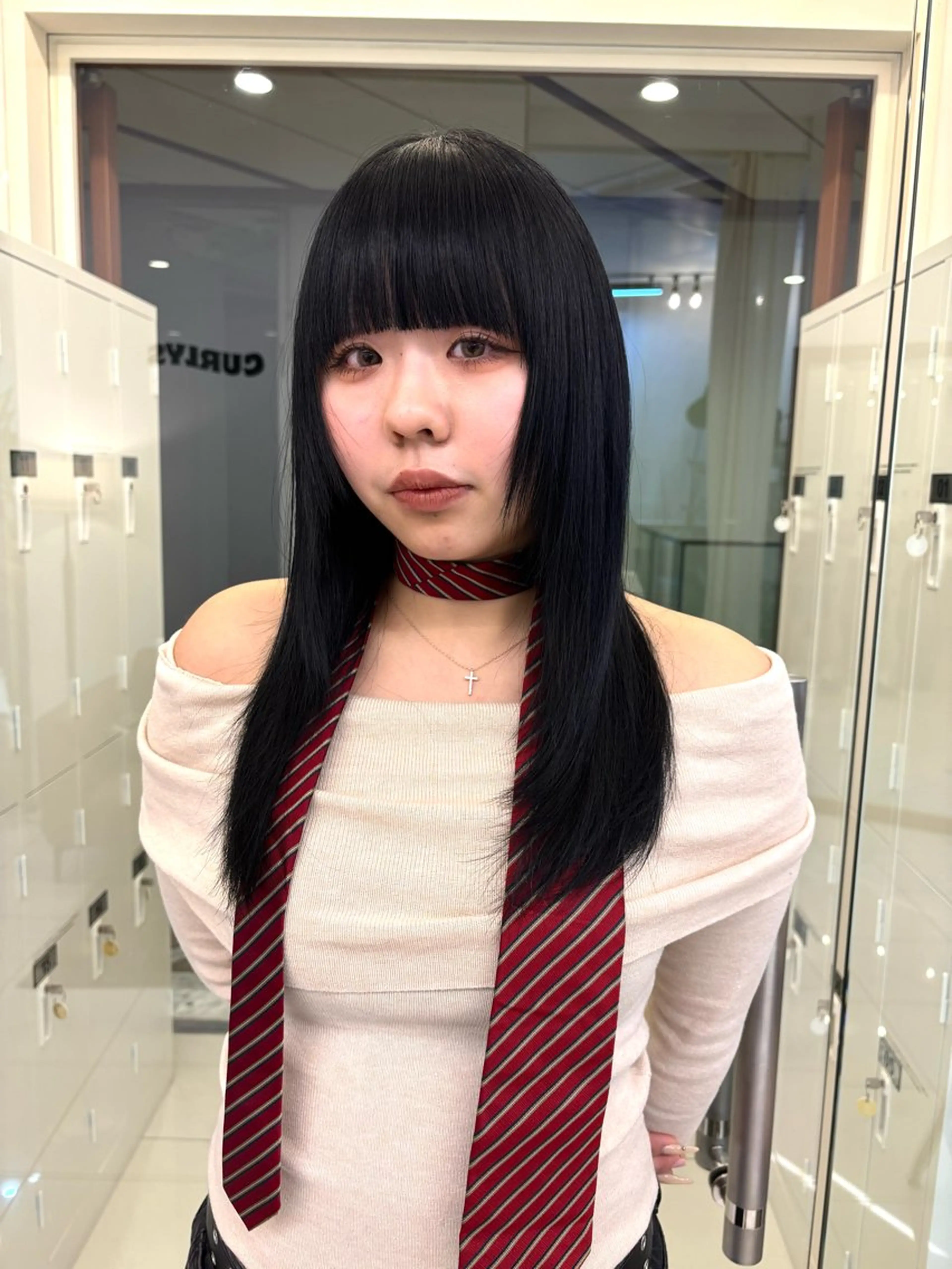 セミロング カラー 黒髪 MEYHAIR/CURLYS所属・IO/ブリーチカラー /メンズヘアのヘアスタイル