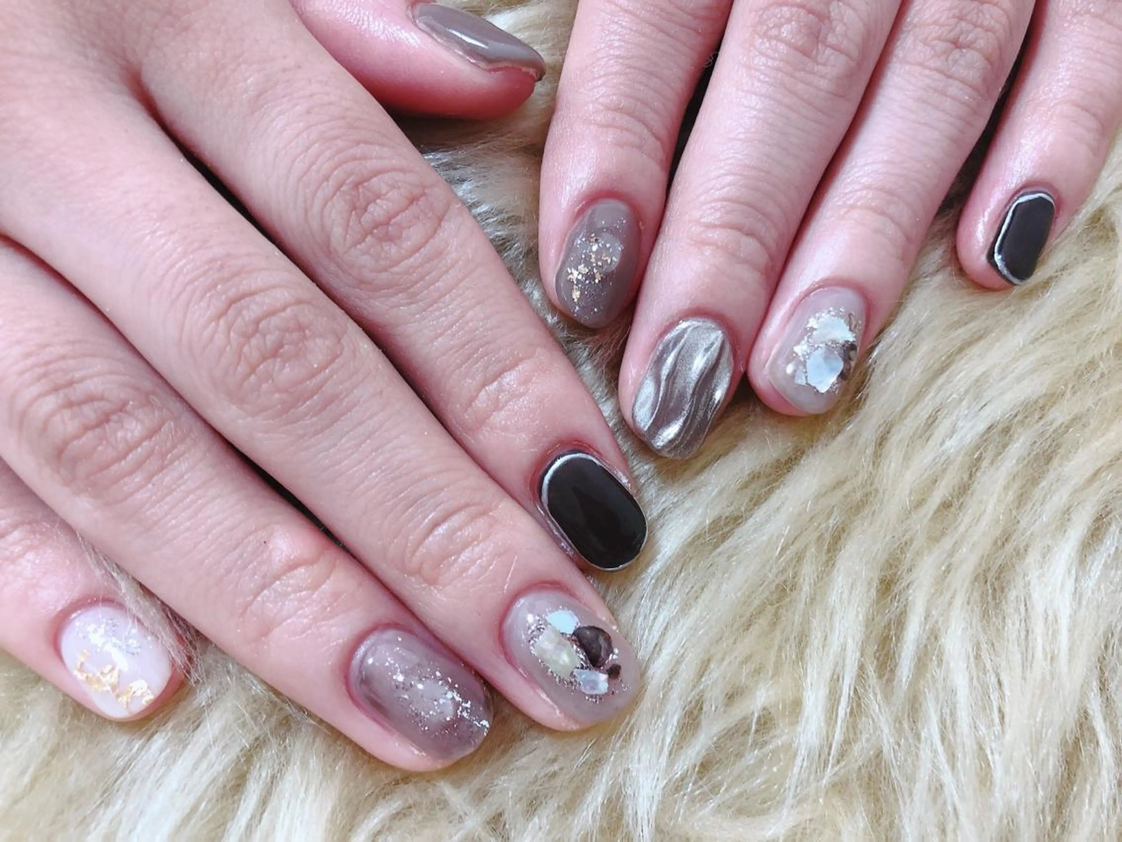 ネイル ブラウン ニュアンスネイル kiki nail 二子玉川のネイルデザイン
