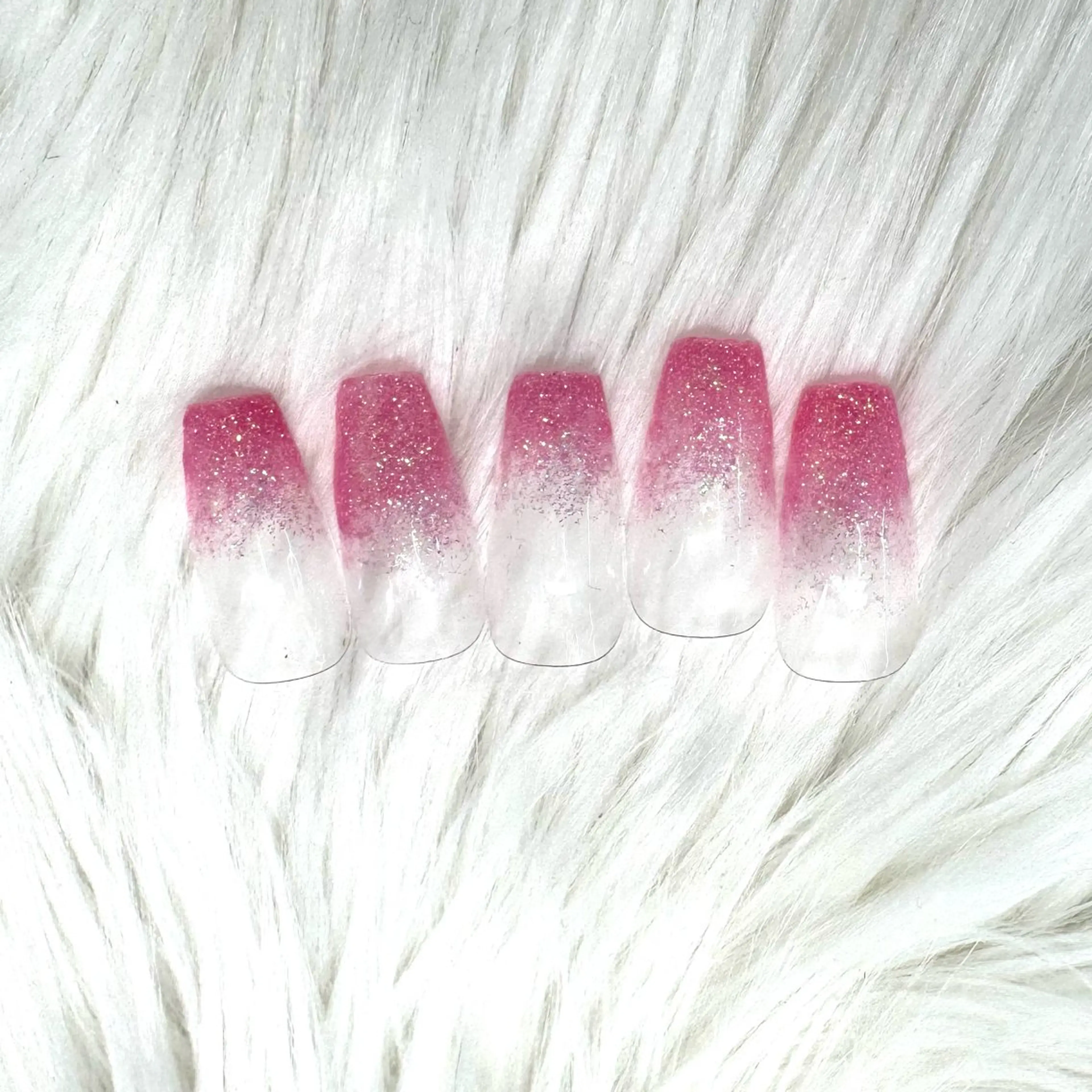 ネイル グラデーション ラメ(グリッター) ラメグラデーション ピンク 大塚 澄玲のネイルデザイン