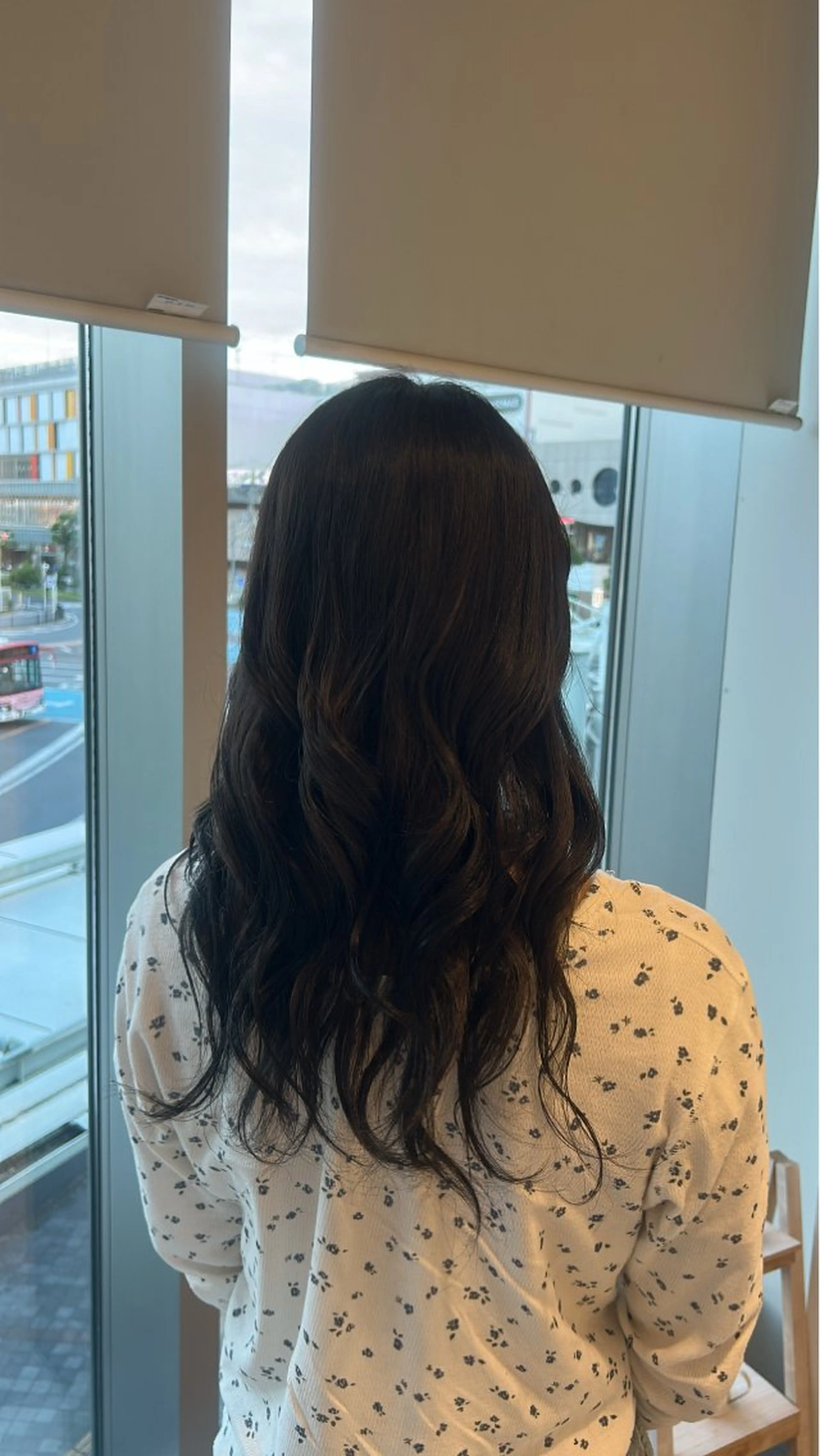 ロング 小谷 歩花のヘアスタイル