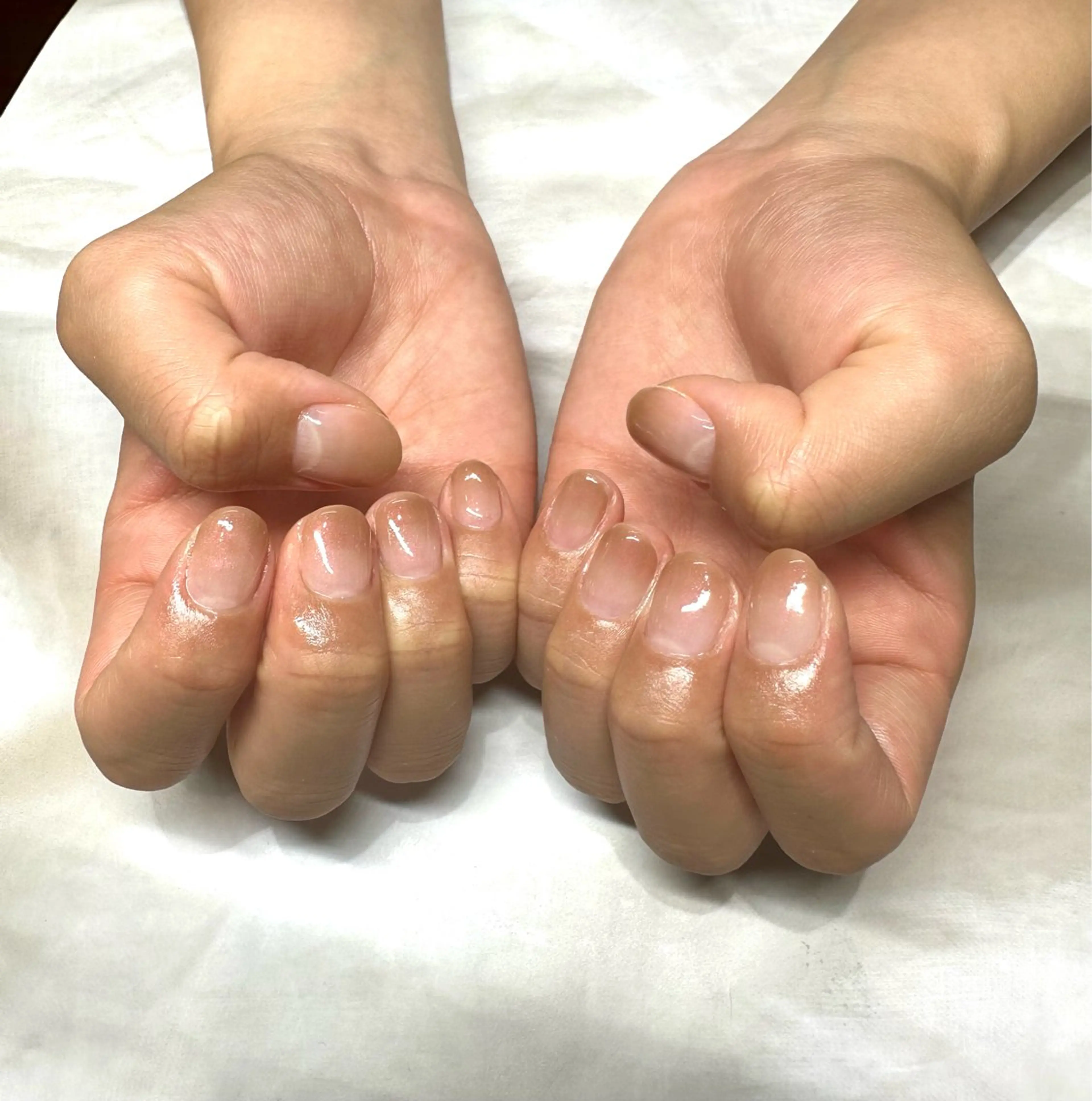 ネイル グラデーション ハンドネイル Tanemoto所属・Ueda Rieのネイルデザイン