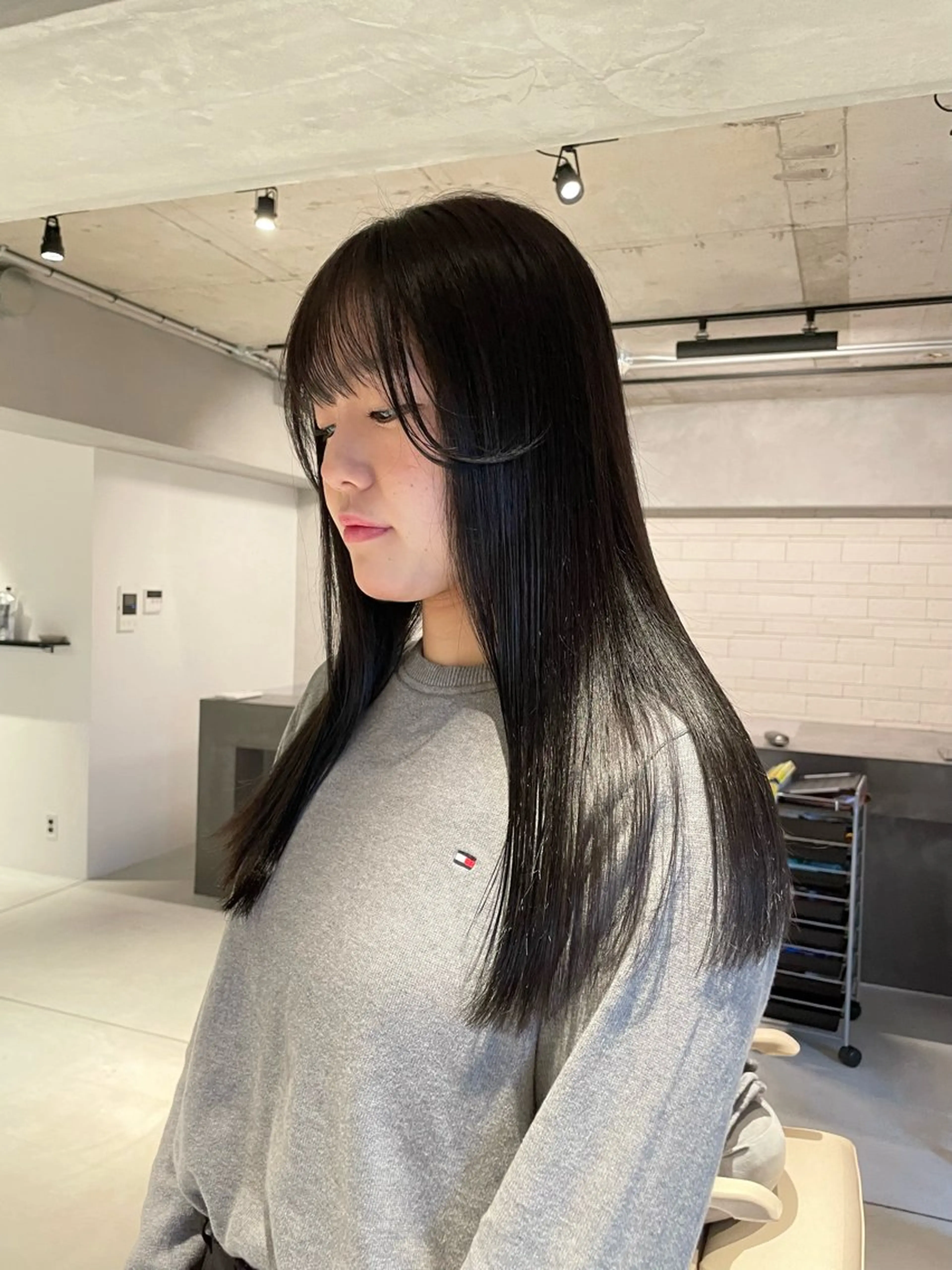 ロング 似合わせカット LENORA所属・イズミ ナナコのヘアスタイル