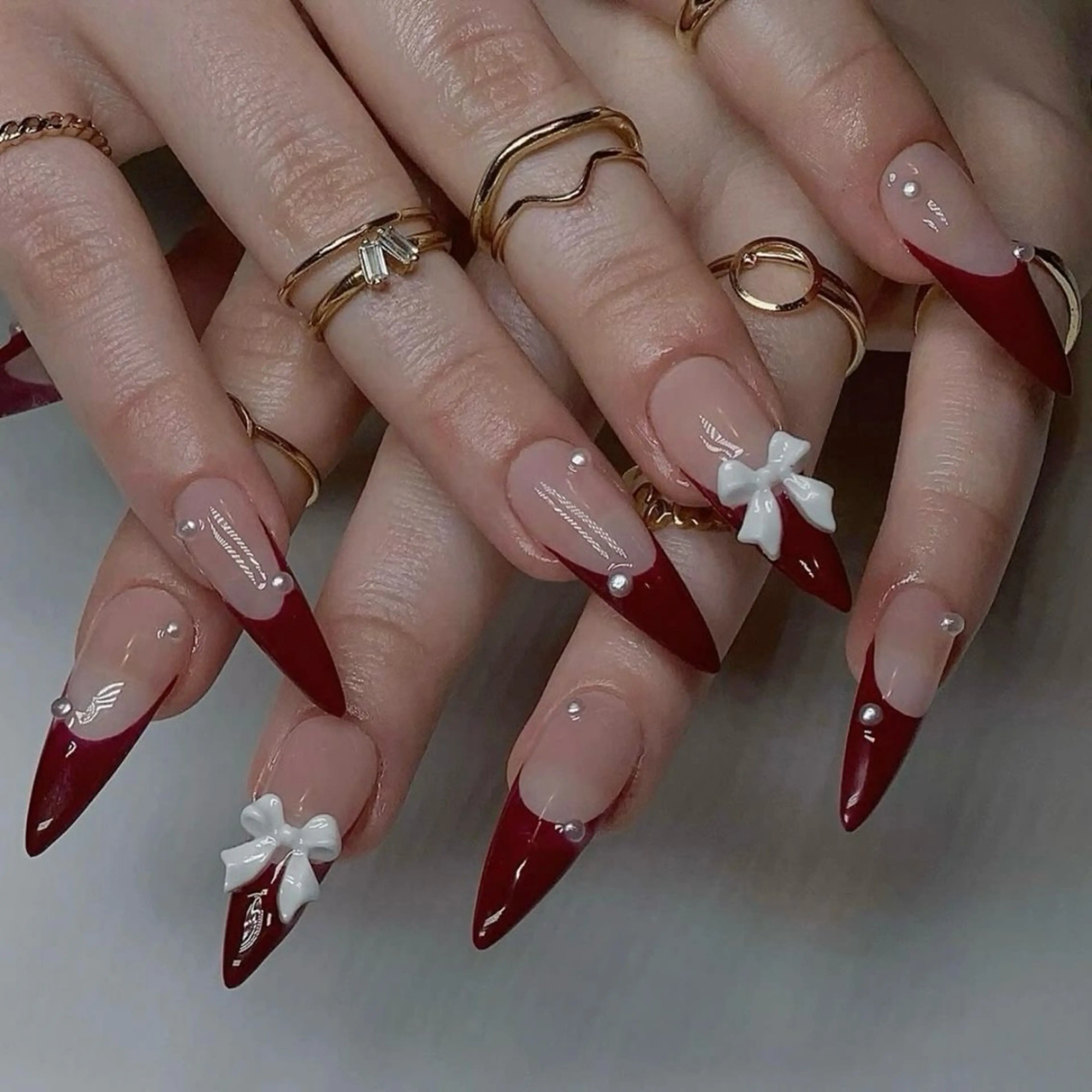 ネイル フレンチネイル ジェルネイル キラキラネイル 韓国ネイル マグネットネイル Julli nail studio所属・Julli NailStudioのネイルデザイン