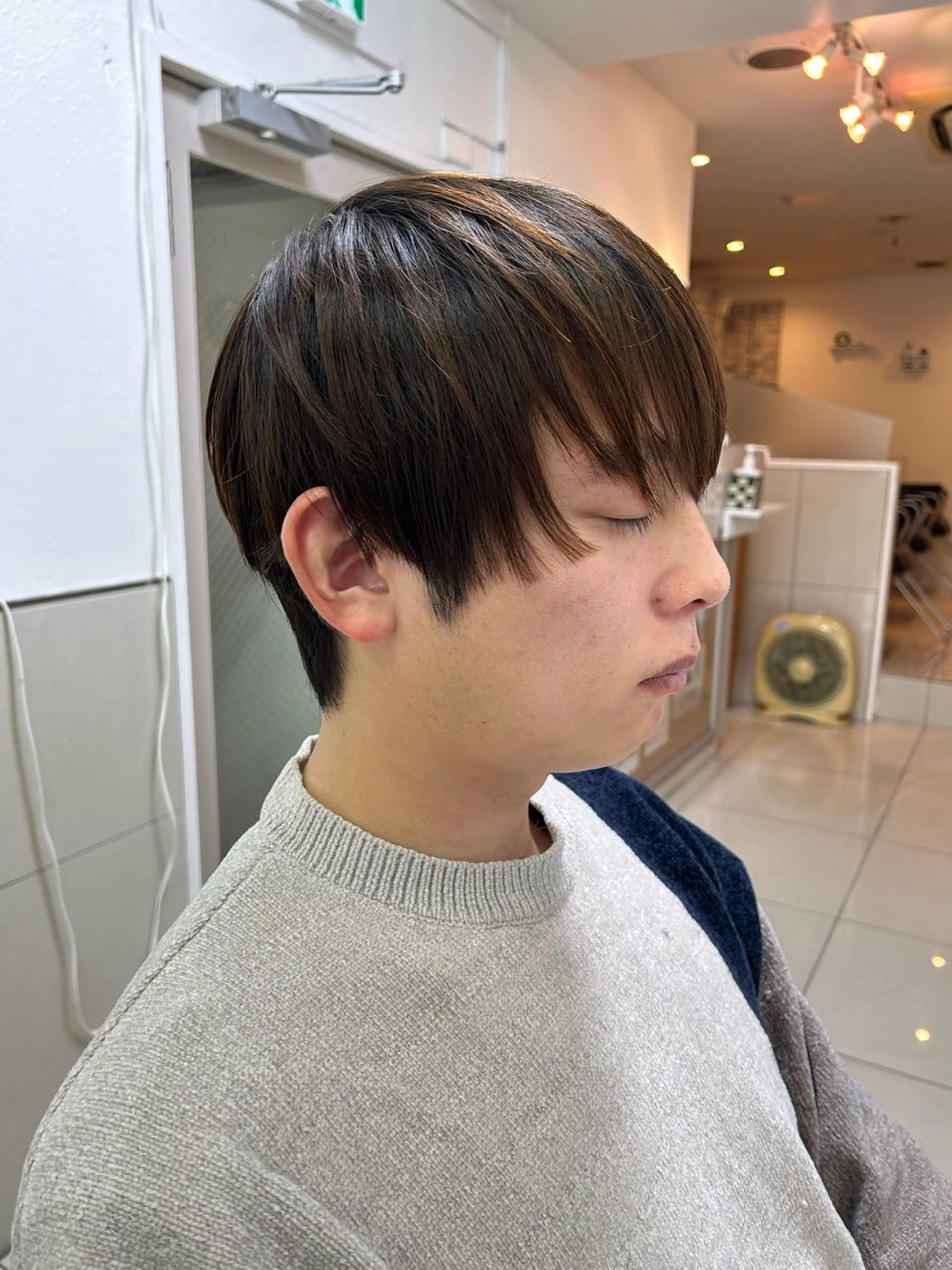【水曜限定　メンズ限定👦カット・カラーメニュー🌈⭐️】ワンカラー🩵　　ハイライト相談可✨✨の写真