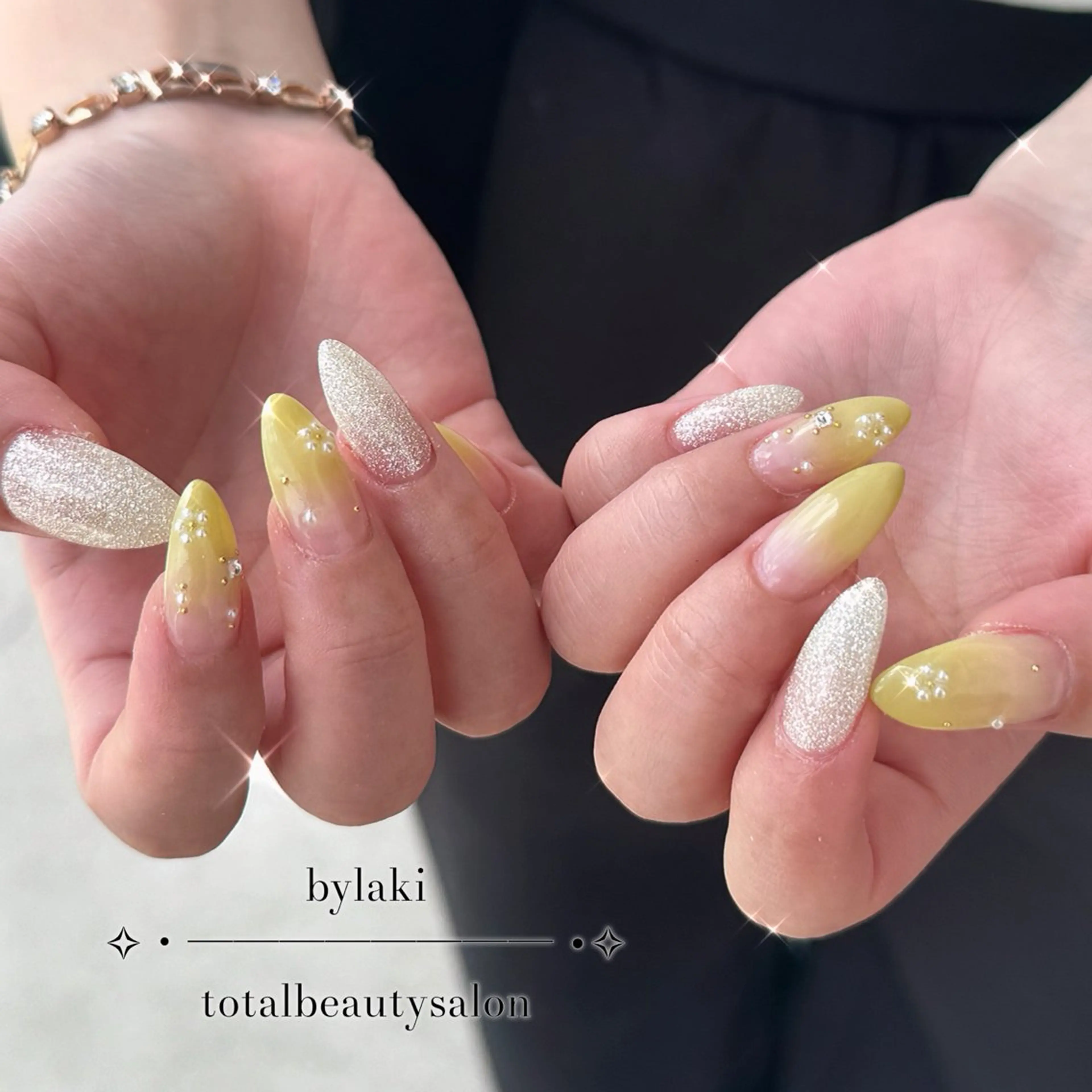 ネイル ハンドネイル bylaki🌈 RENAのネイルデザイン
