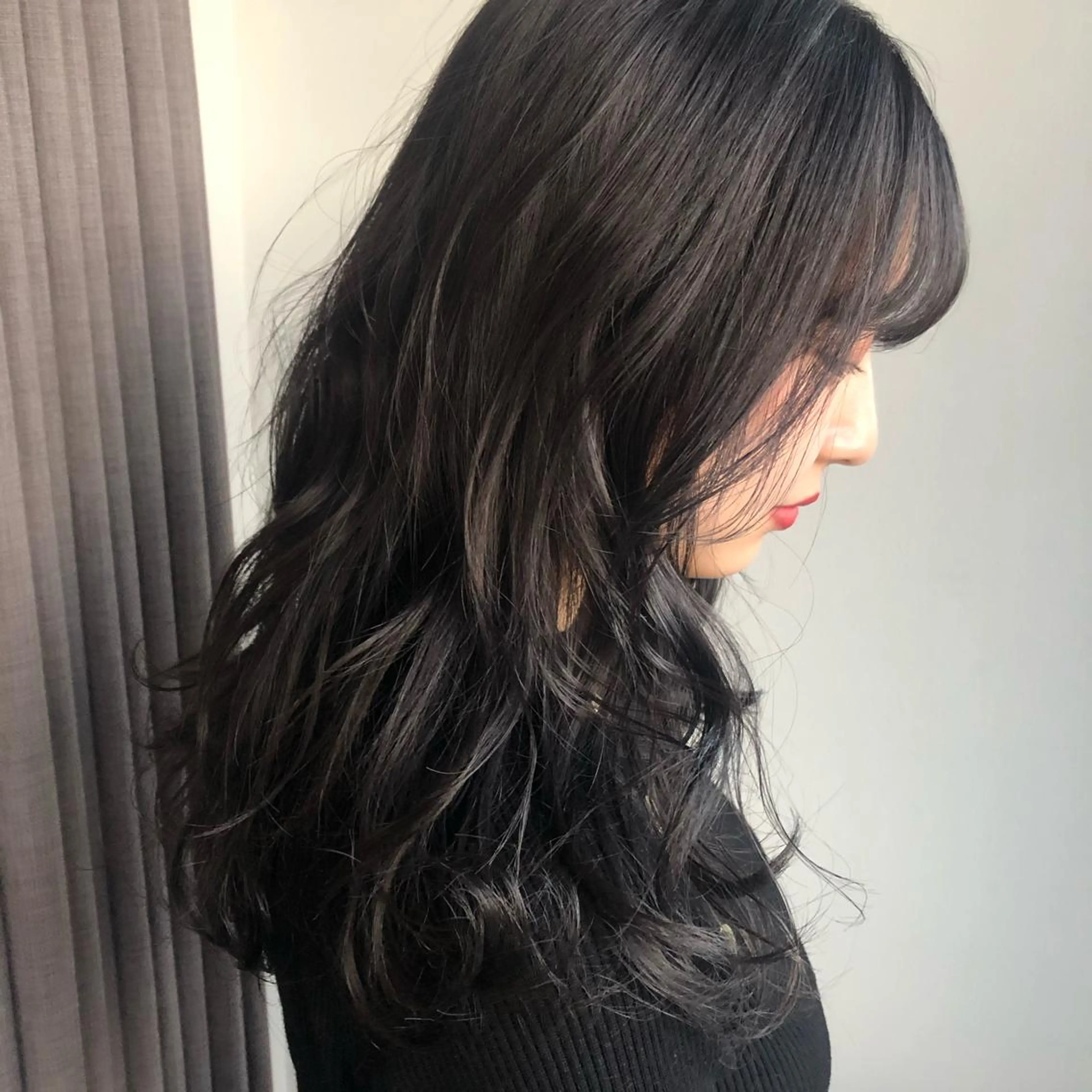 ミディアム カラー パープルカラー 🌼透明感艶カラー オリーブ🌼河村咲のヘアスタイル