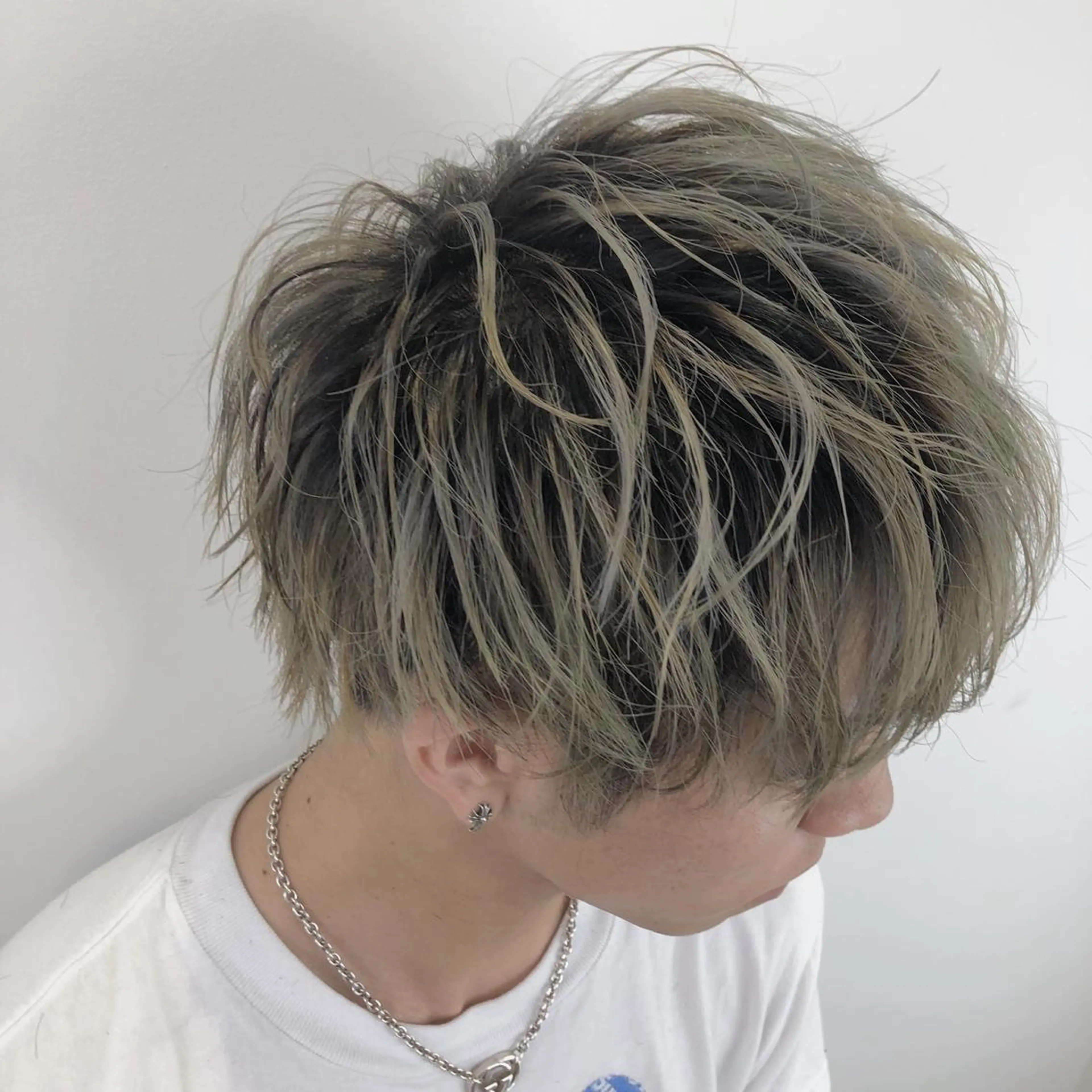 ショート カット ヘアカラー トリートメント 関 京磨のヘアスタイル