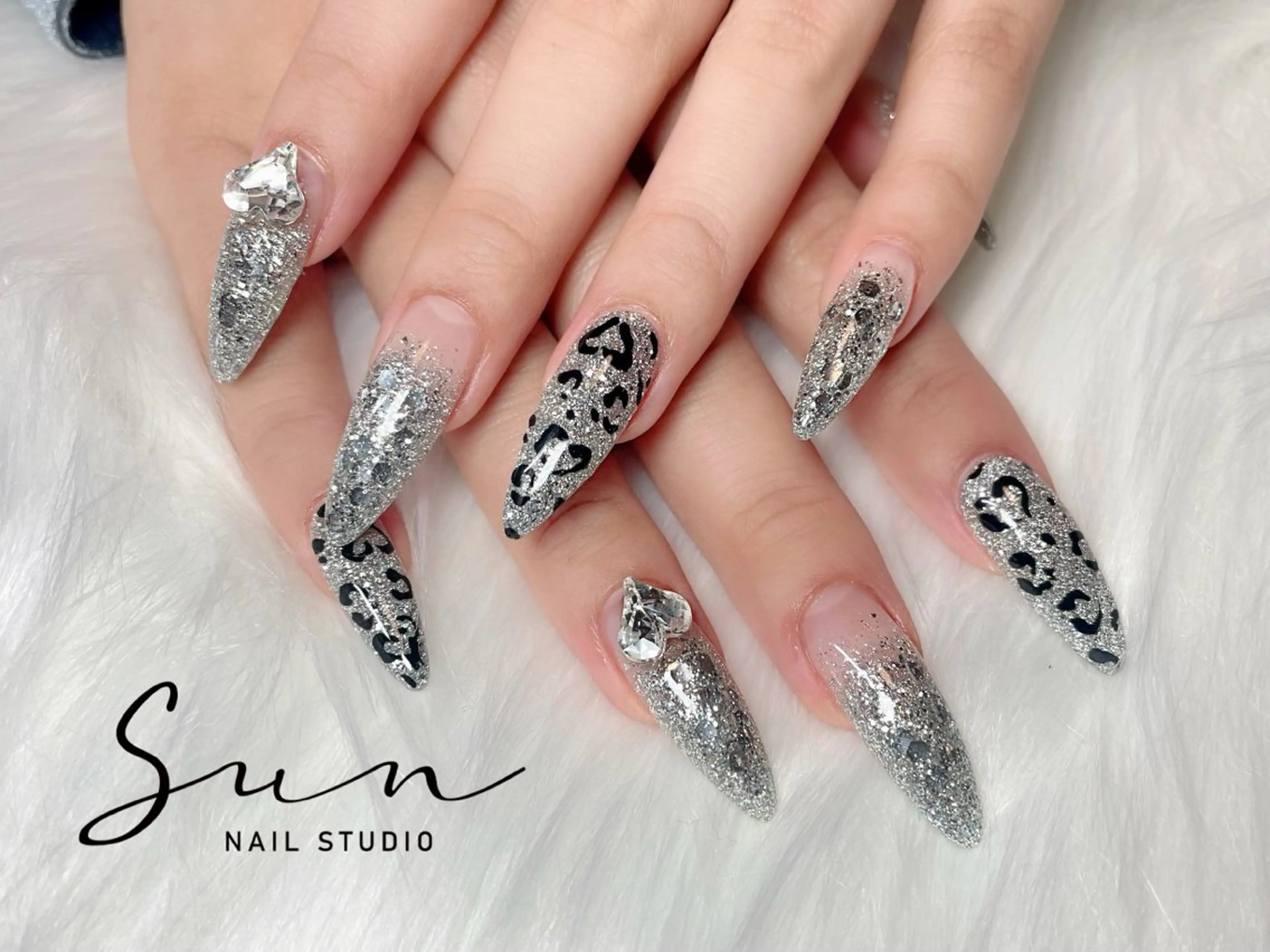 ネイル ハンドネイル ハンドケア SUN nail上本町のネイルデザイン