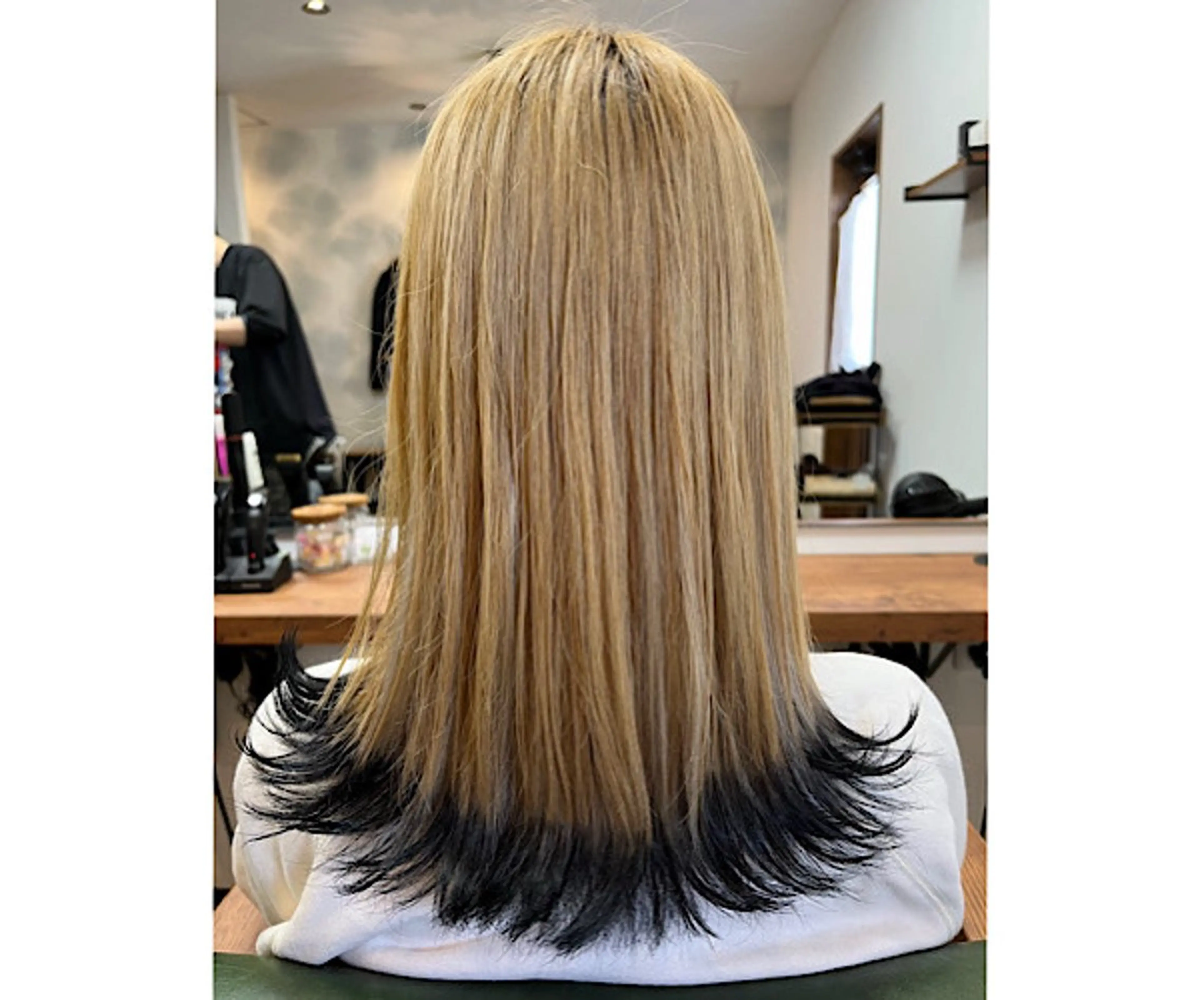 ロング カラー ブリーチ 抜きっぱなしブロンド ロング SALON paljon Hair&Nail所属・ヘア&ネイル&アイ サロンパルヨンのマツエク・マツパデザイン