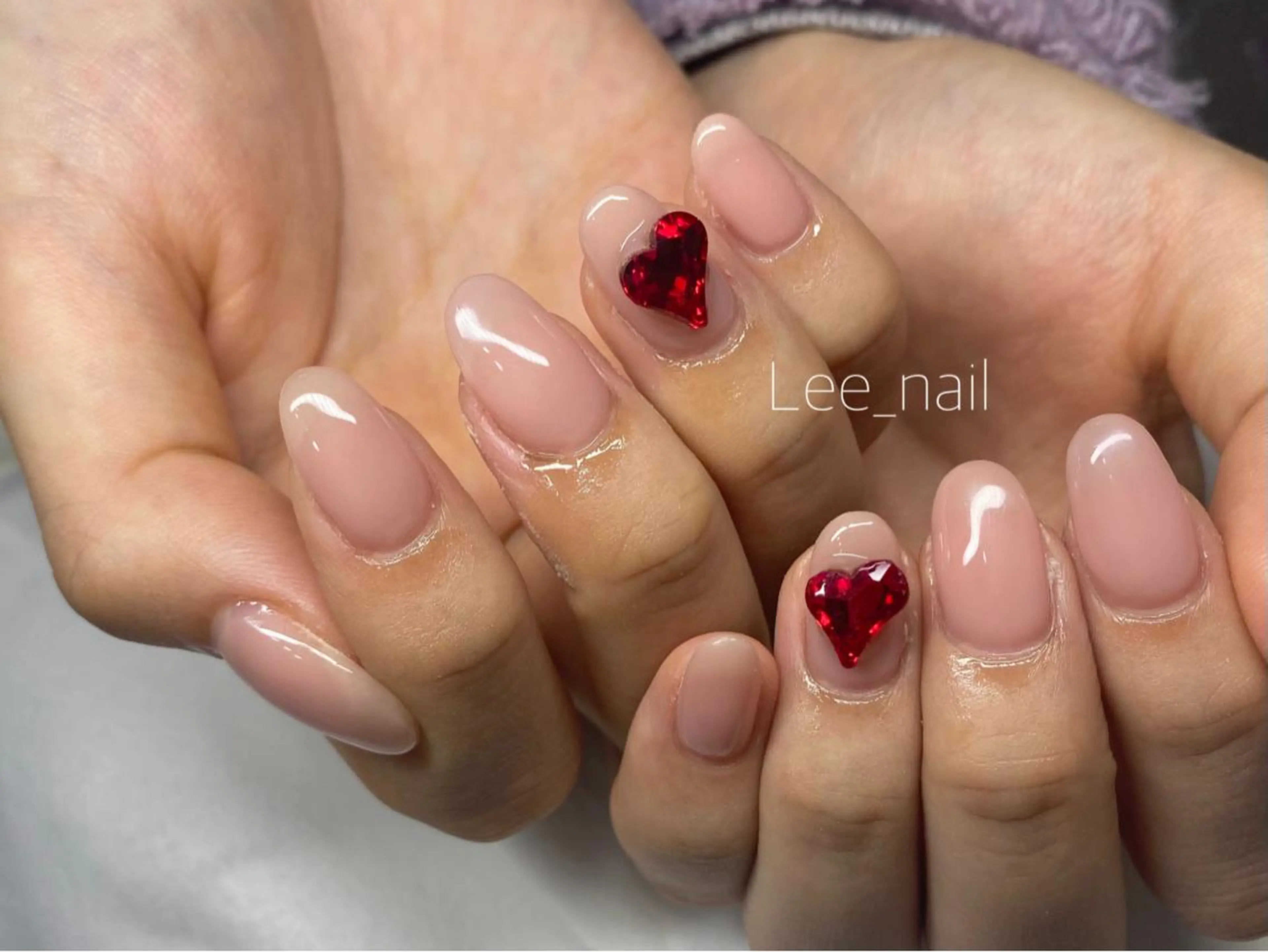 ネイル グラデーション ハート ラメ(グリッター) ラメグラデーション ワンカラーネイル ハンドネイル Lee_ nailのネイルデザイン