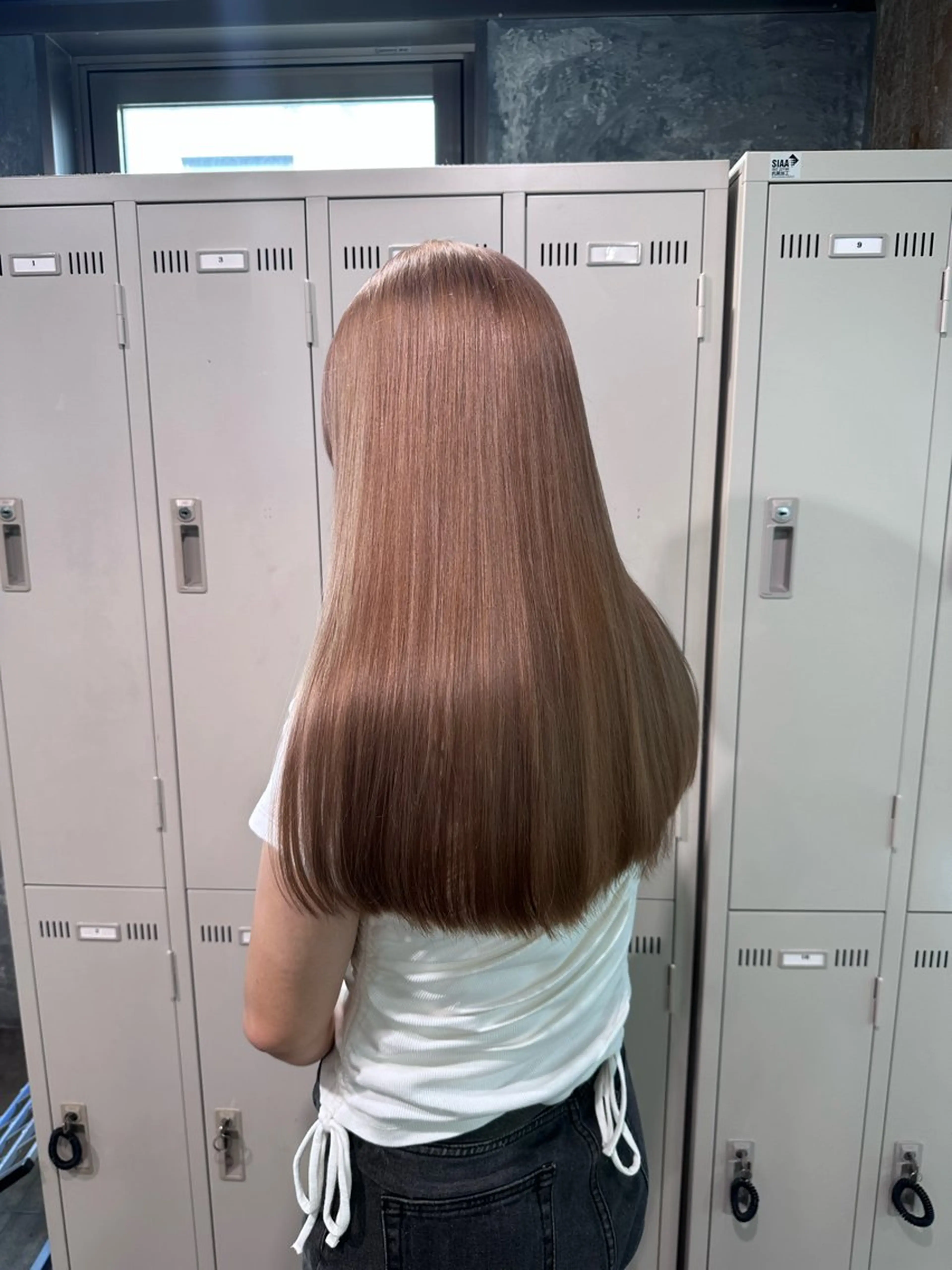 カラー 海外トレンドヘア🤍 sumireのヘアスタイル