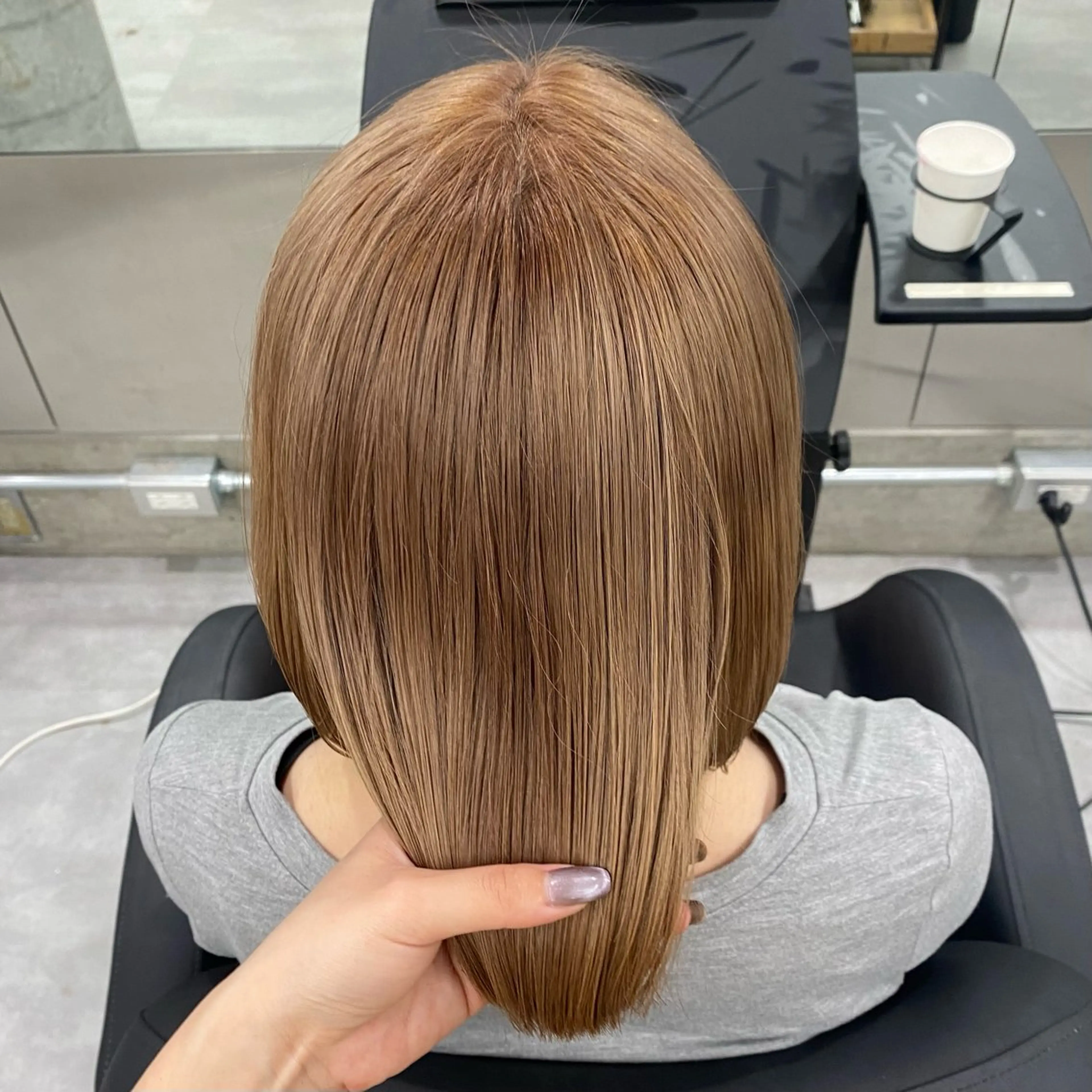 ショート カラー ヘアカラー Welring hair salon所属・Runa/大人 かわいいハイトーンのヘアスタイル