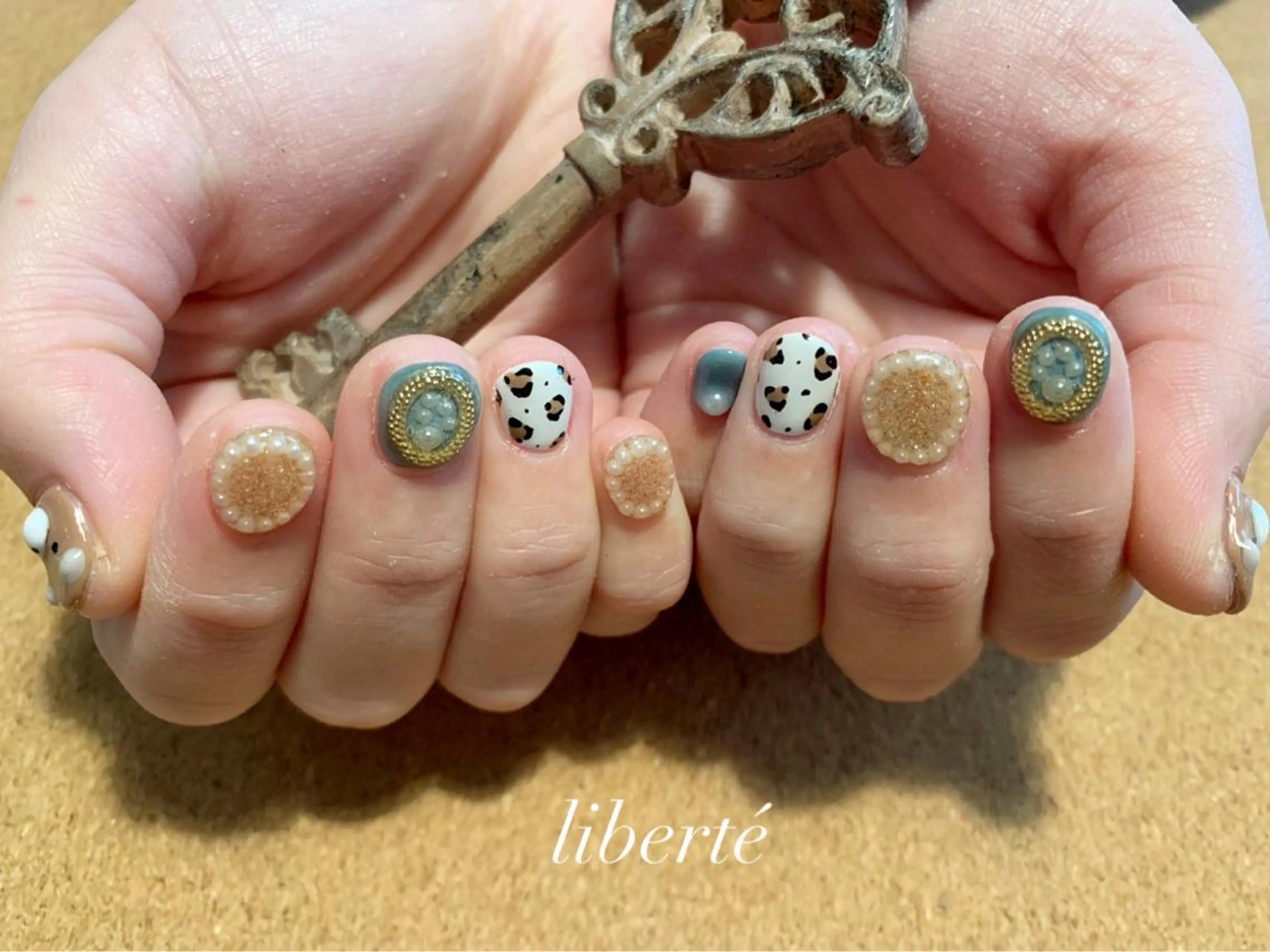 ネイル liberté (リベルテ)のネイルデザイン