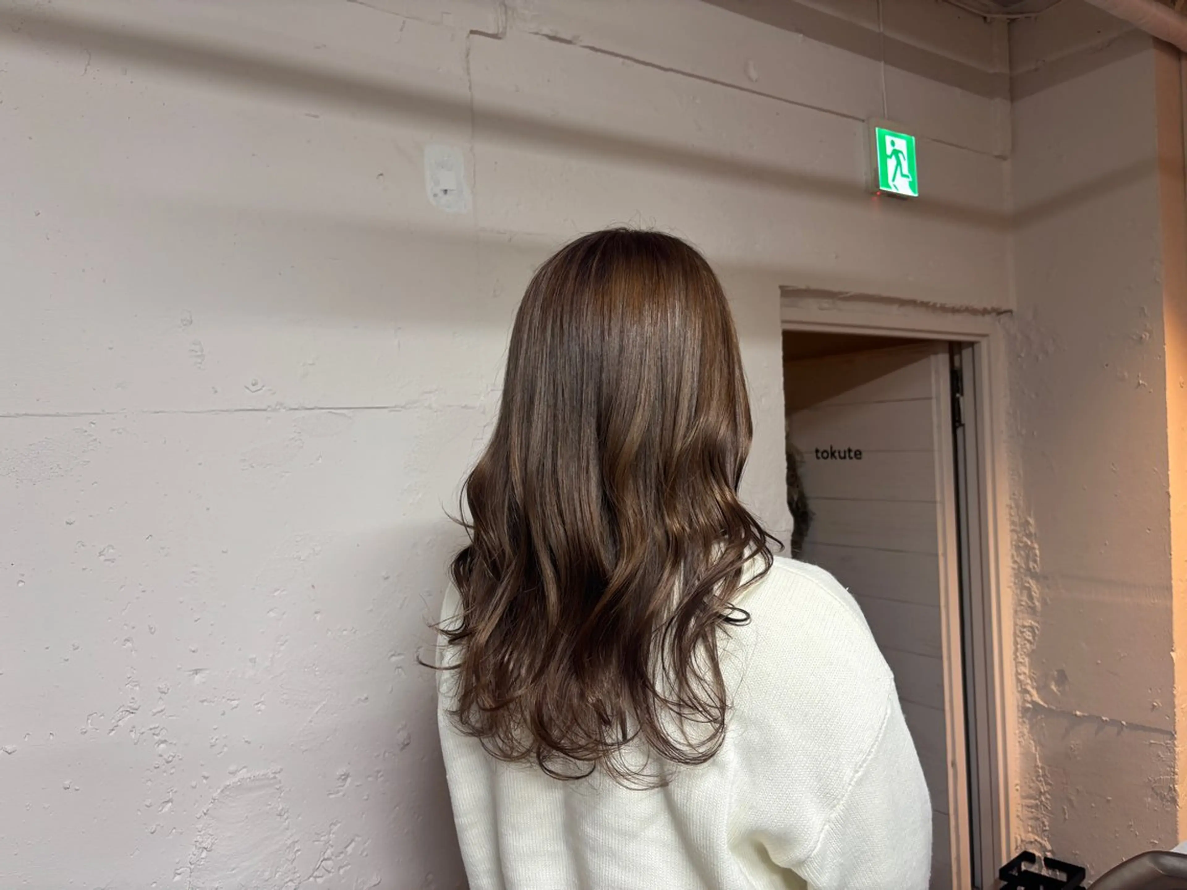 セミロング カラー 🩵tokute SEIRA🩵のヘアスタイル