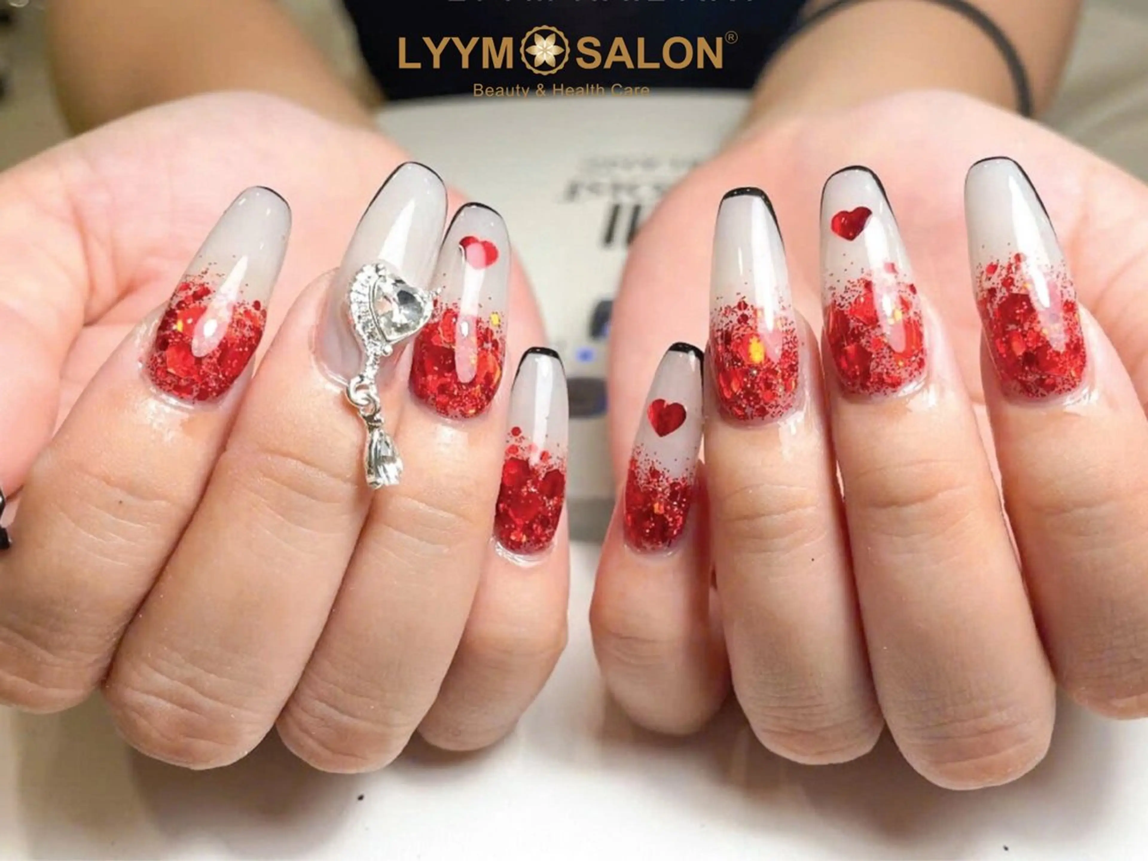 ネイル フレンチネイル ハンドネイル は なのネイルデザイン