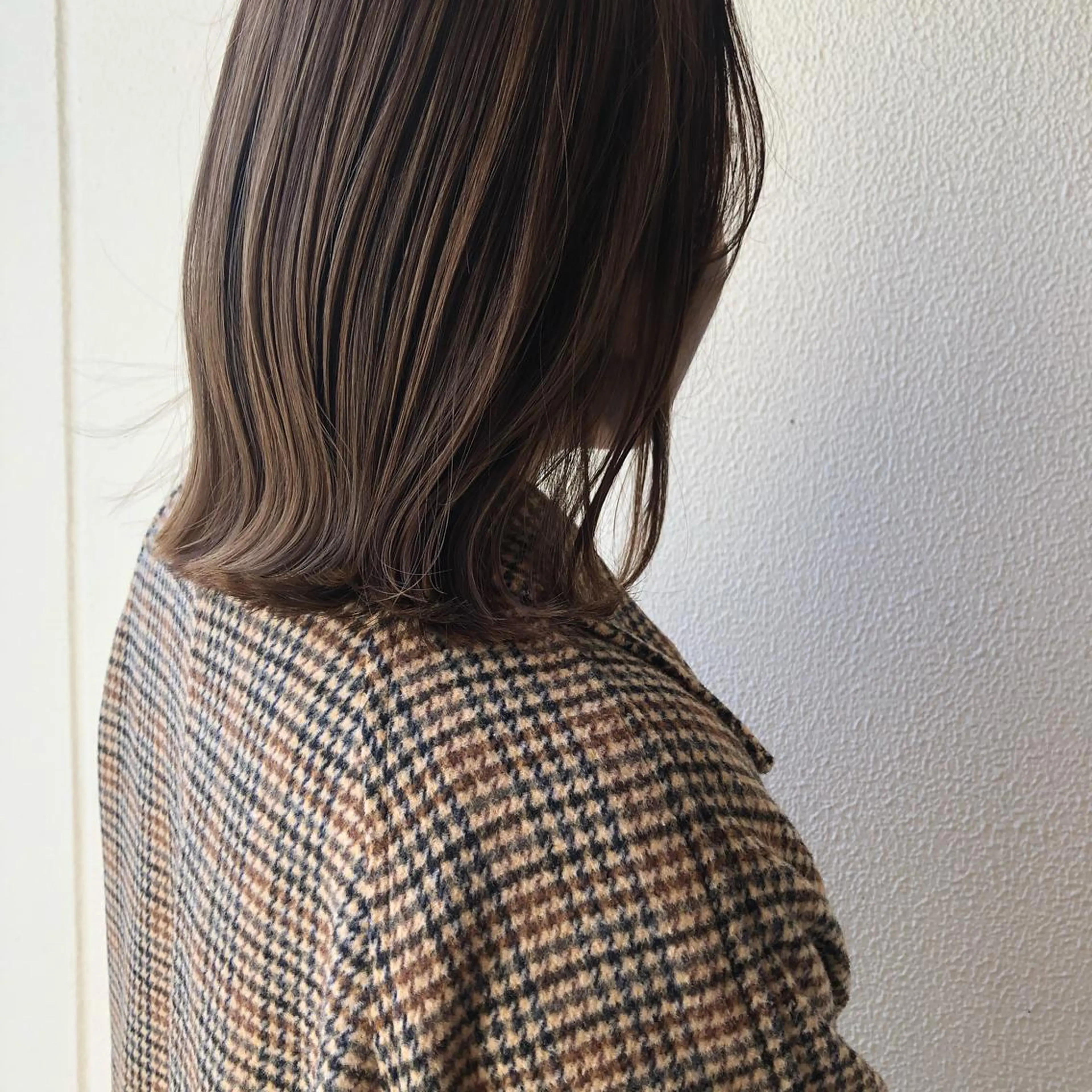 ミディアム カラー ベージュカラー ハイライトカラー ハイライト カット ヘアカラー トリートメント Viviean Rosso所属・中村 南のヘアスタイル