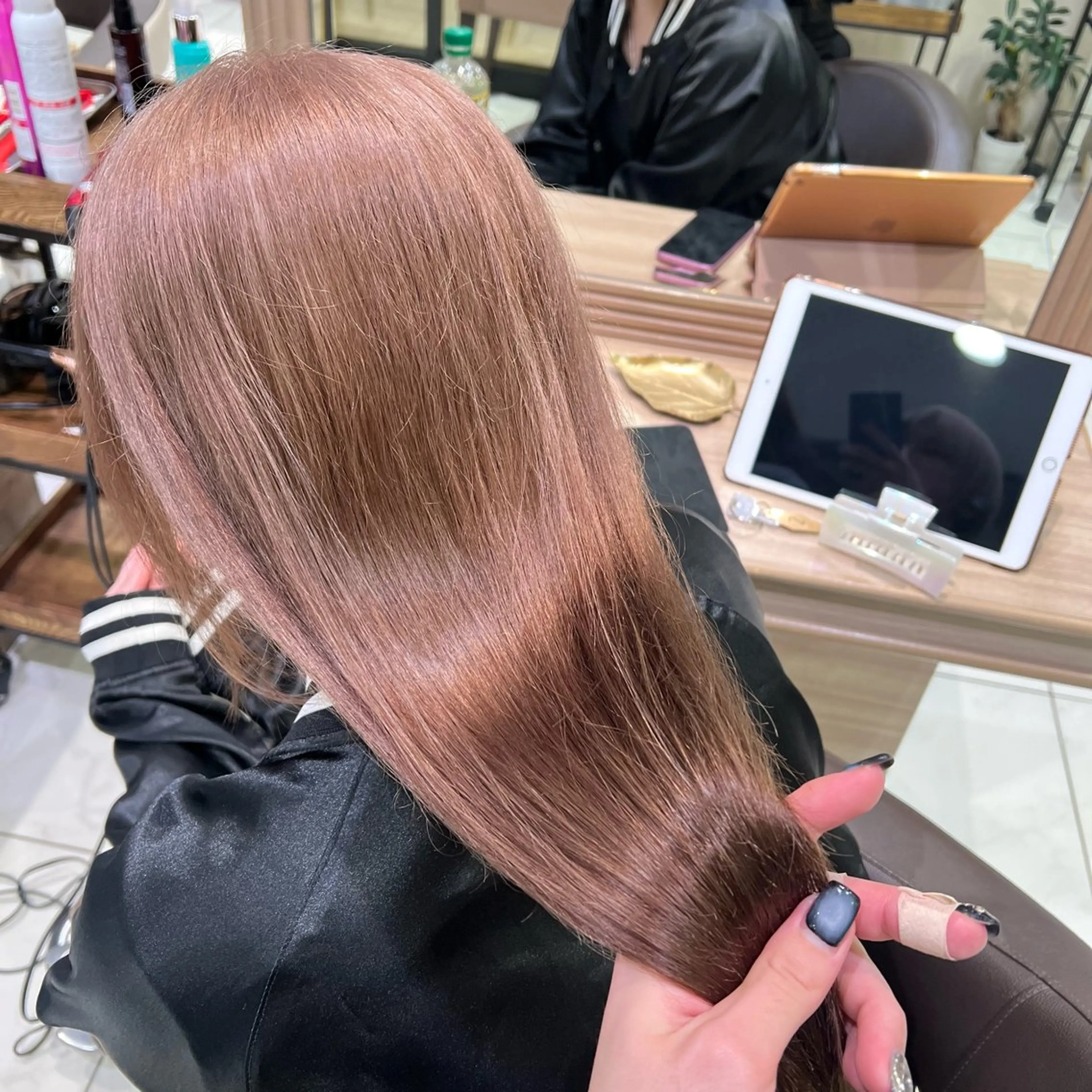 ロング カラー ヘアカラー トリートメント 艶髪ハイトーン 💎りゅうやのヘアスタイル