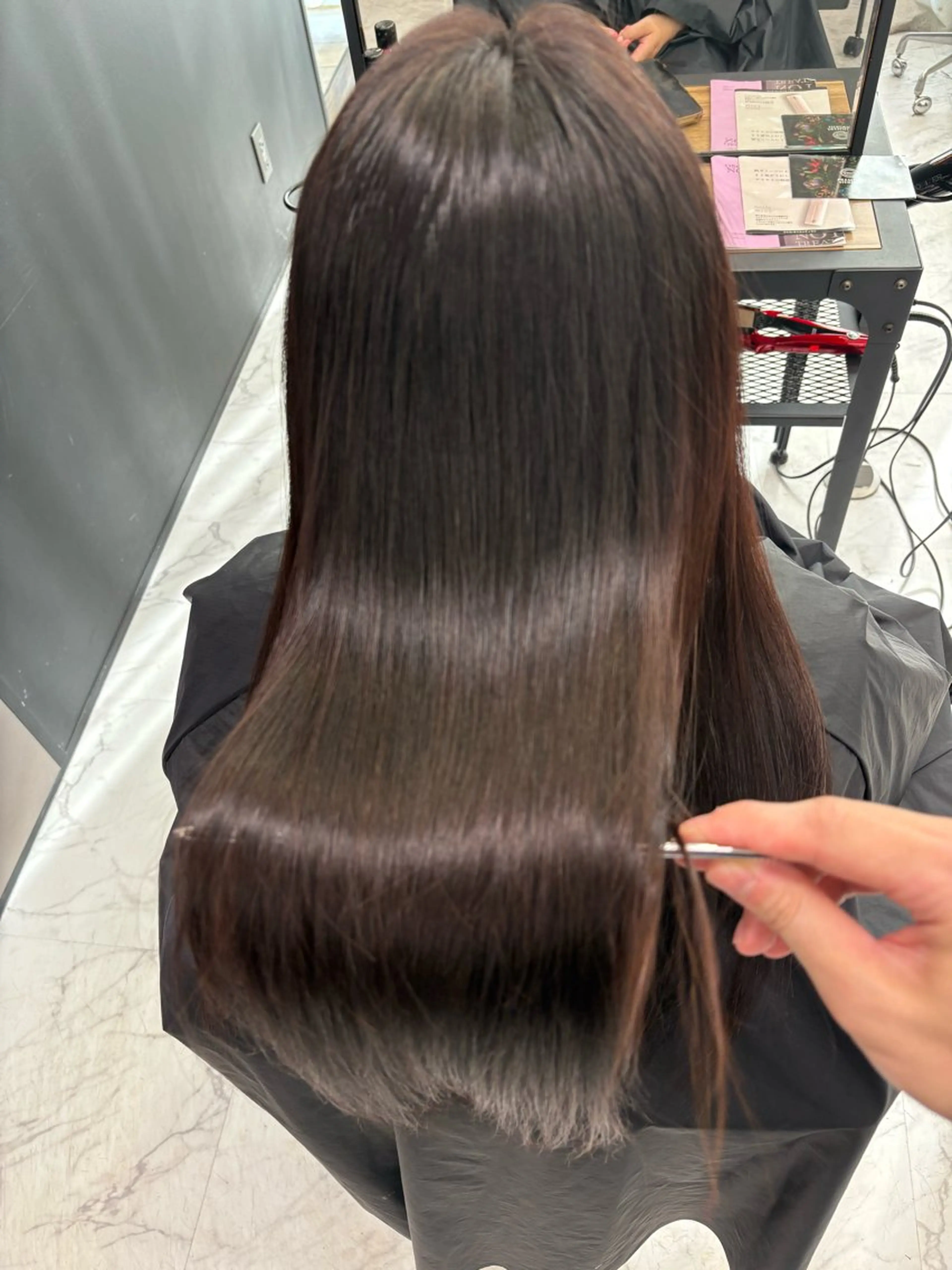 セミロング 縮毛矯正 RAFTOKYO　2nd所属・RAF RYUTOのヘアスタイル