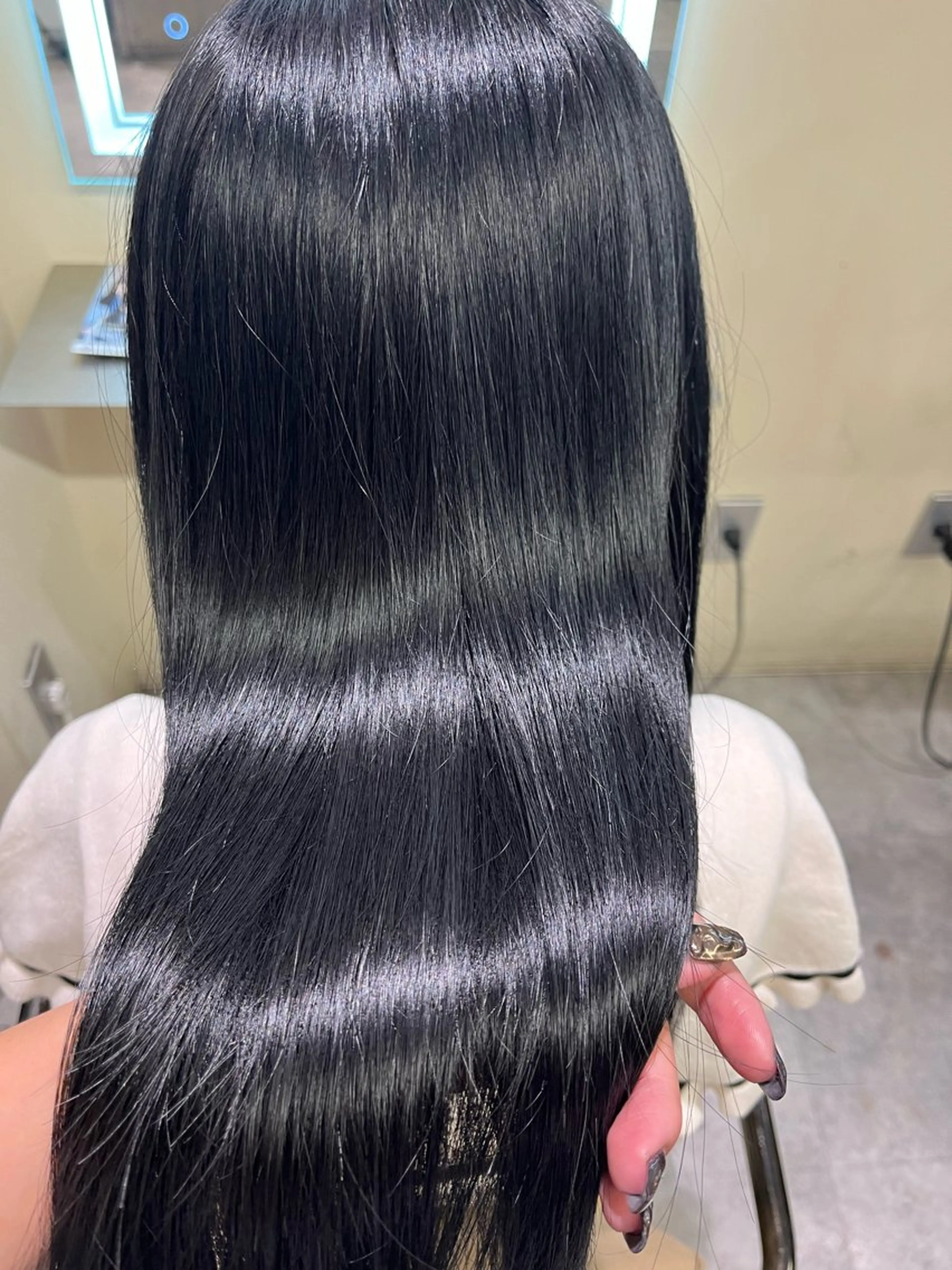 ロング カラー カット ヘアカラー トリートメント 🖤 tsubura🖤のヘアスタイル