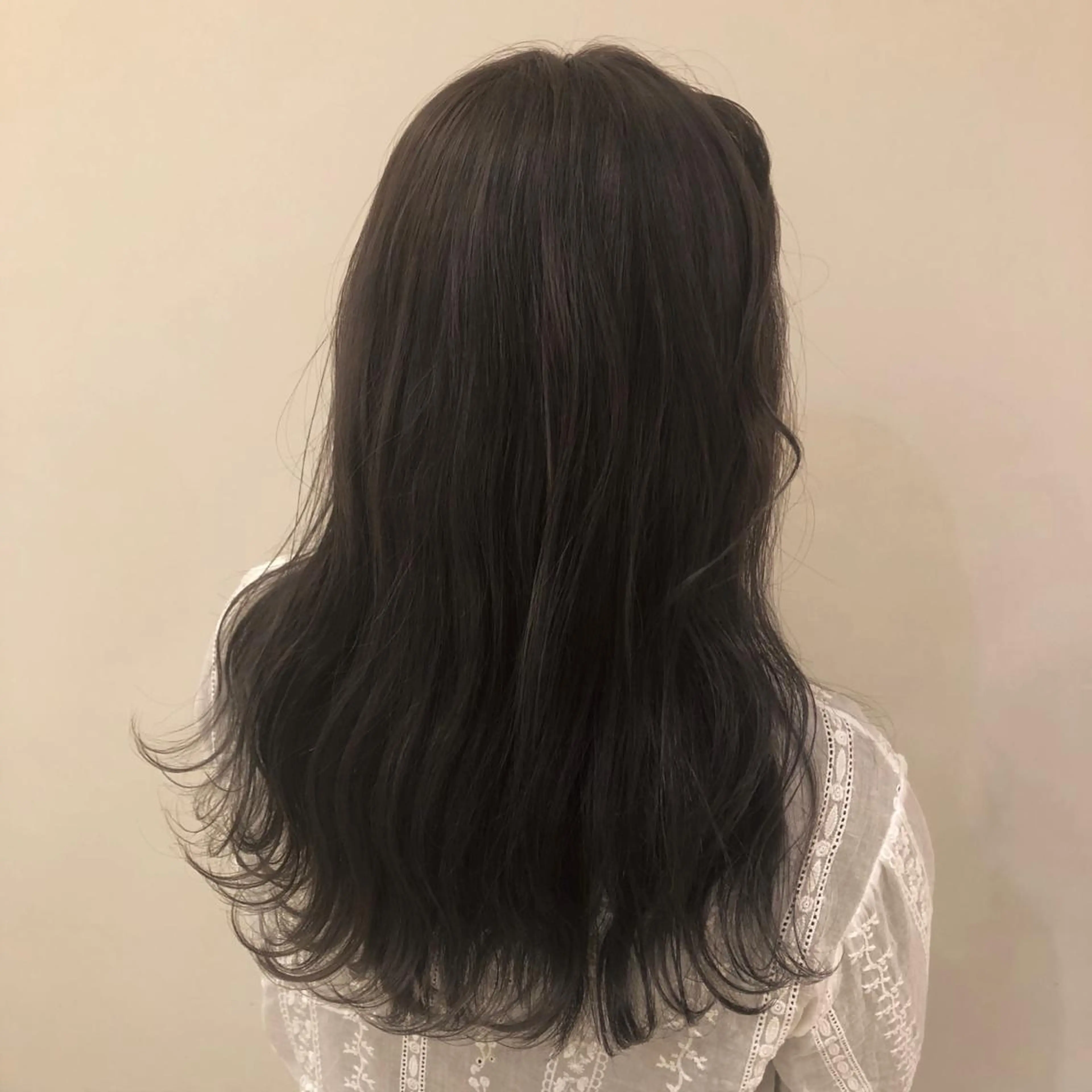 ロング しもかわ かほのヘアスタイル
