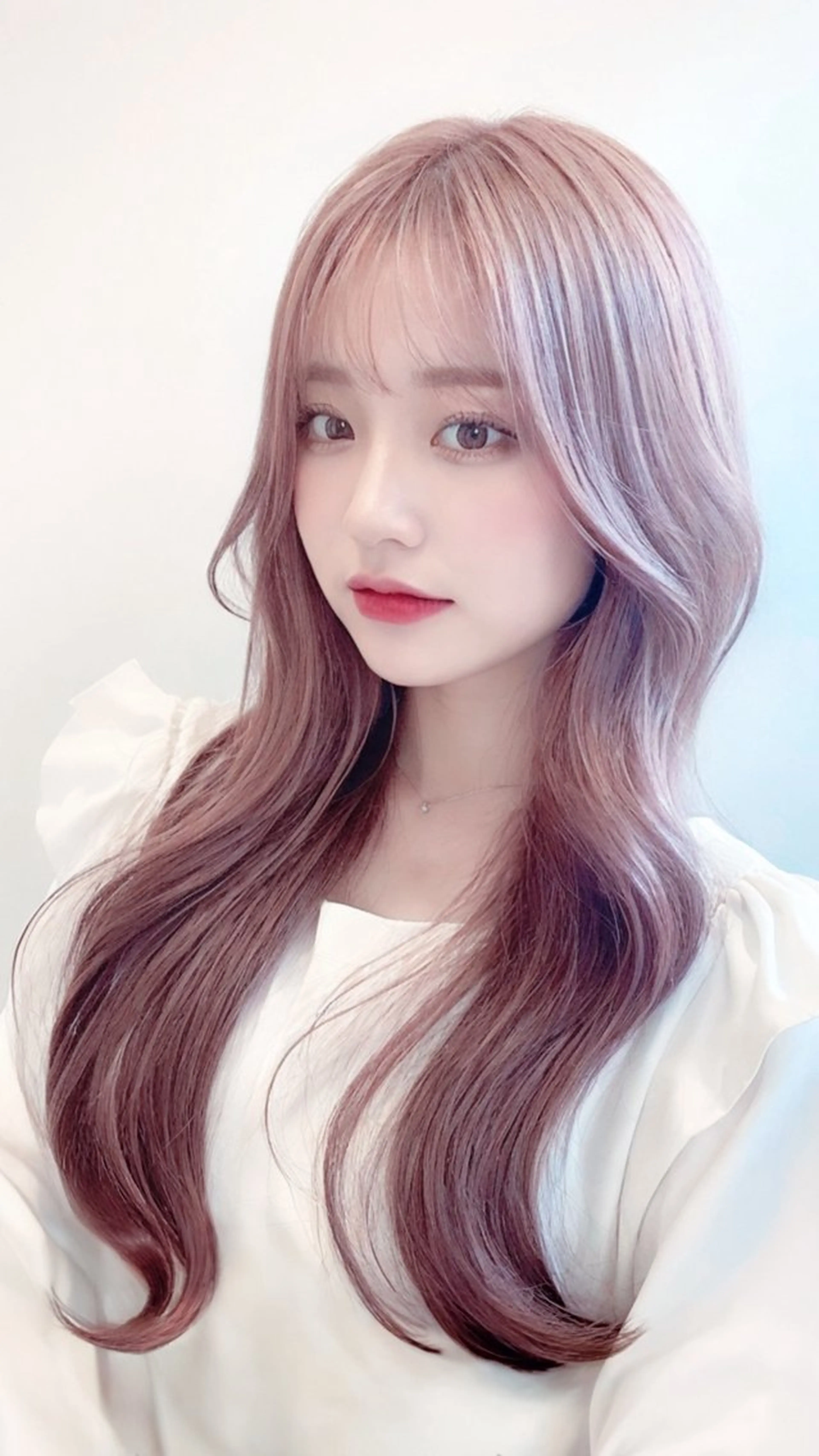 ミディアム カラー ベージュカラー ブリーチ デザインカラー ダブルカラー イヤリングカラー カット ヘアカラー トリートメント 銀座《髪質改善》 垢抜け✨布施拓也のヘアスタイル