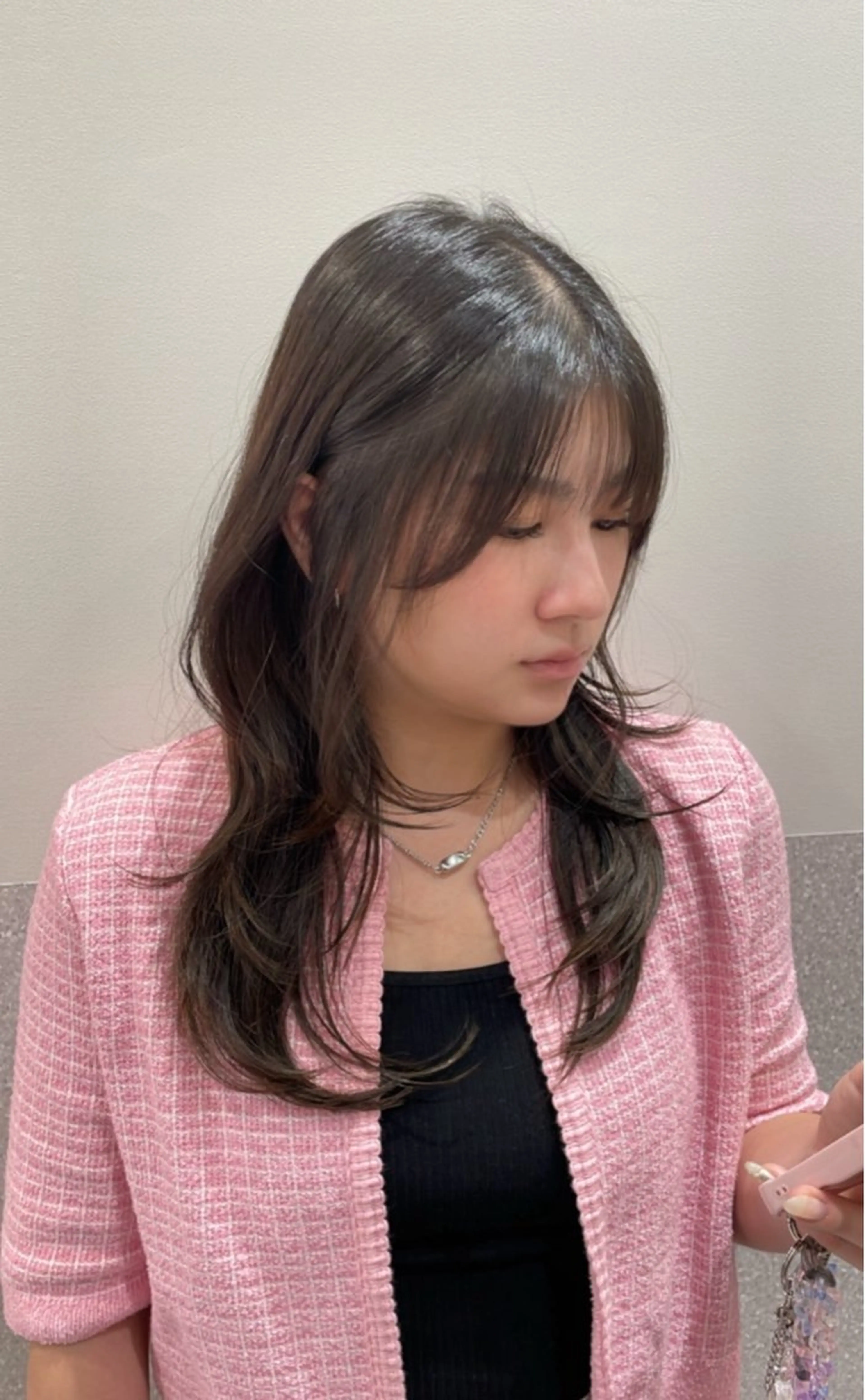 セミロング 韓国風ヘア レイヤーカット カット ❤︎︎韓国ヘア❤︎︎ 𝑺𝒉𝒊𝒉𝒐のヘアスタイル