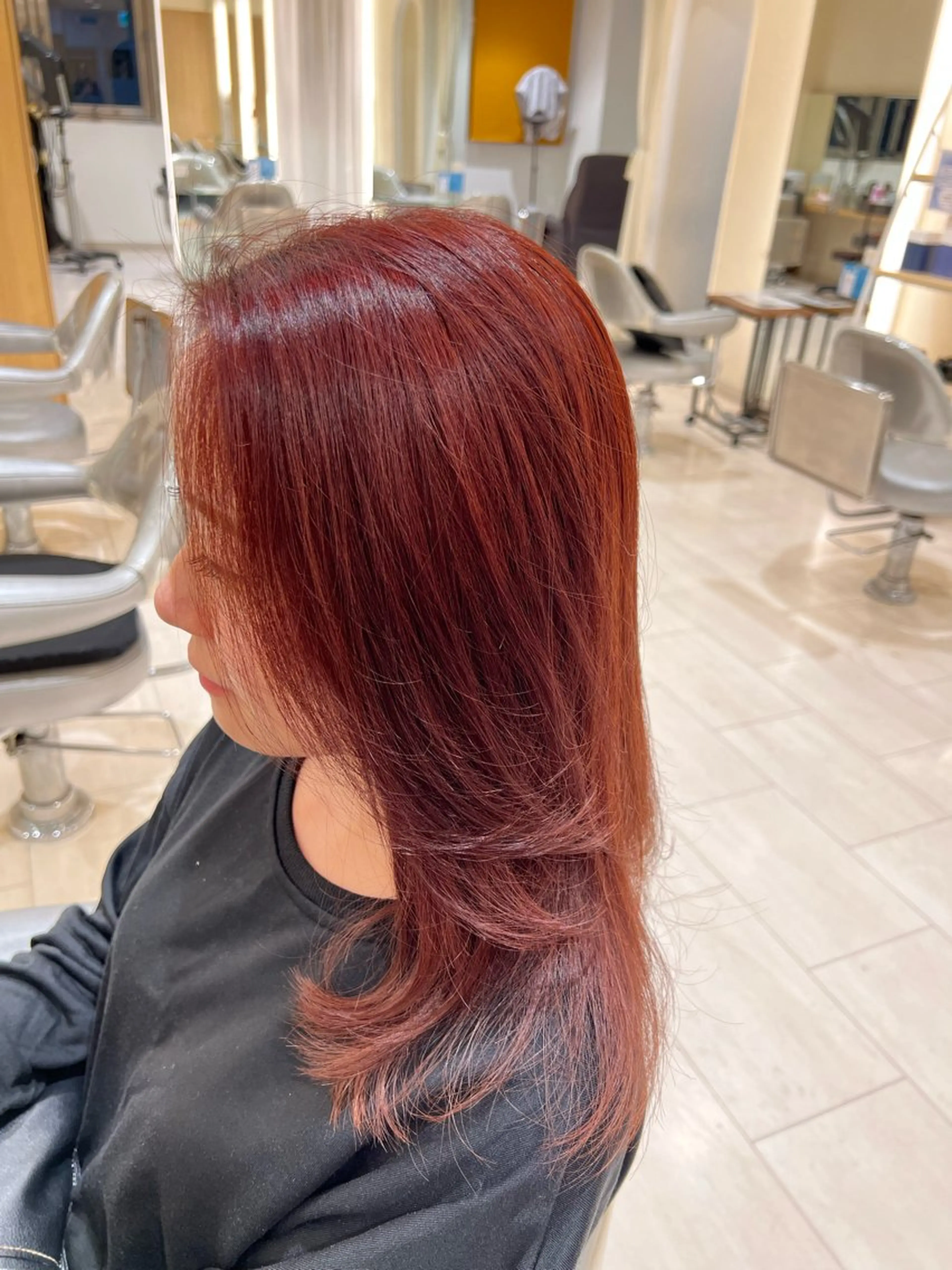 カラー 久永 菫のヘアスタイル