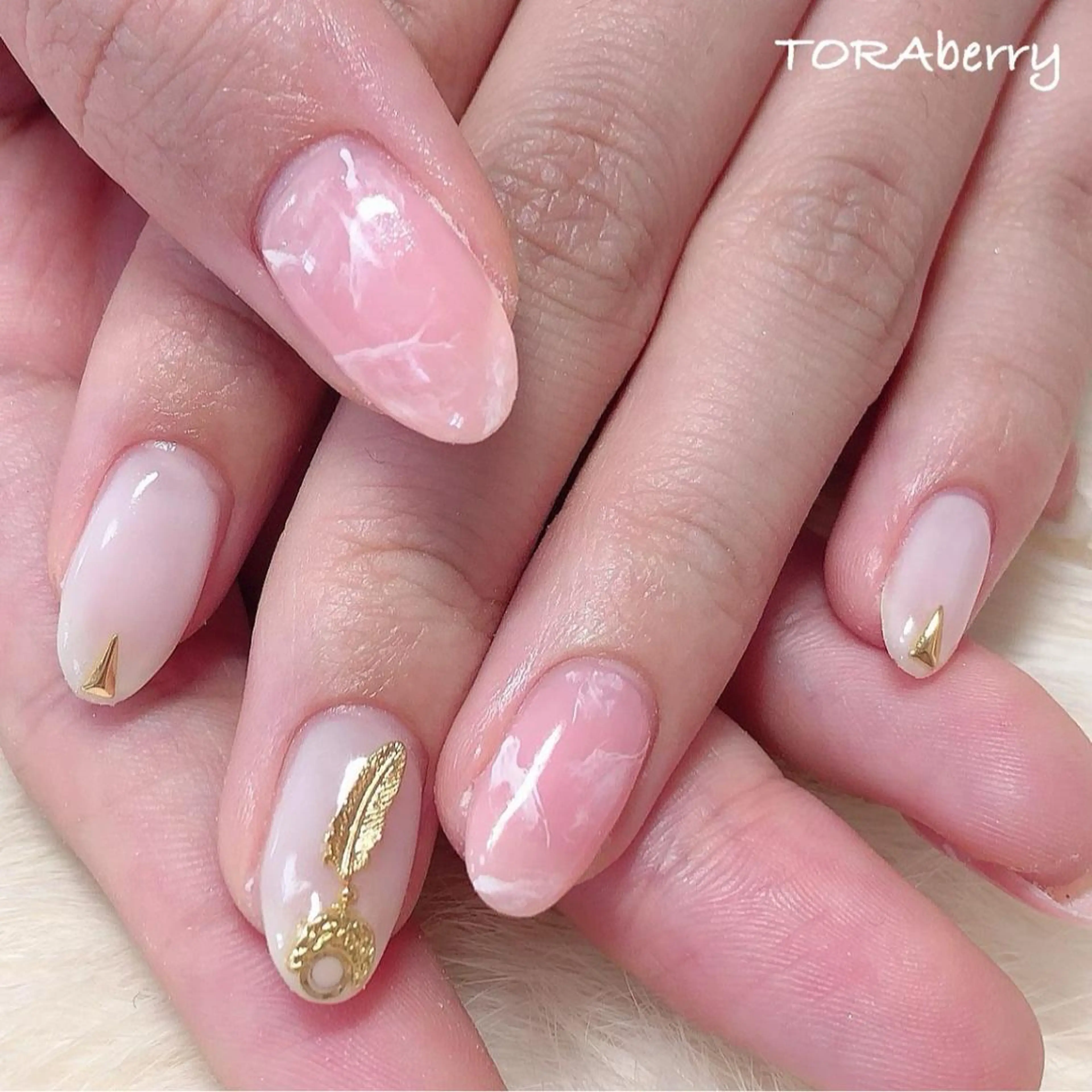 ネイル ハンドネイル ネイリスト なつみのネイルデザイン