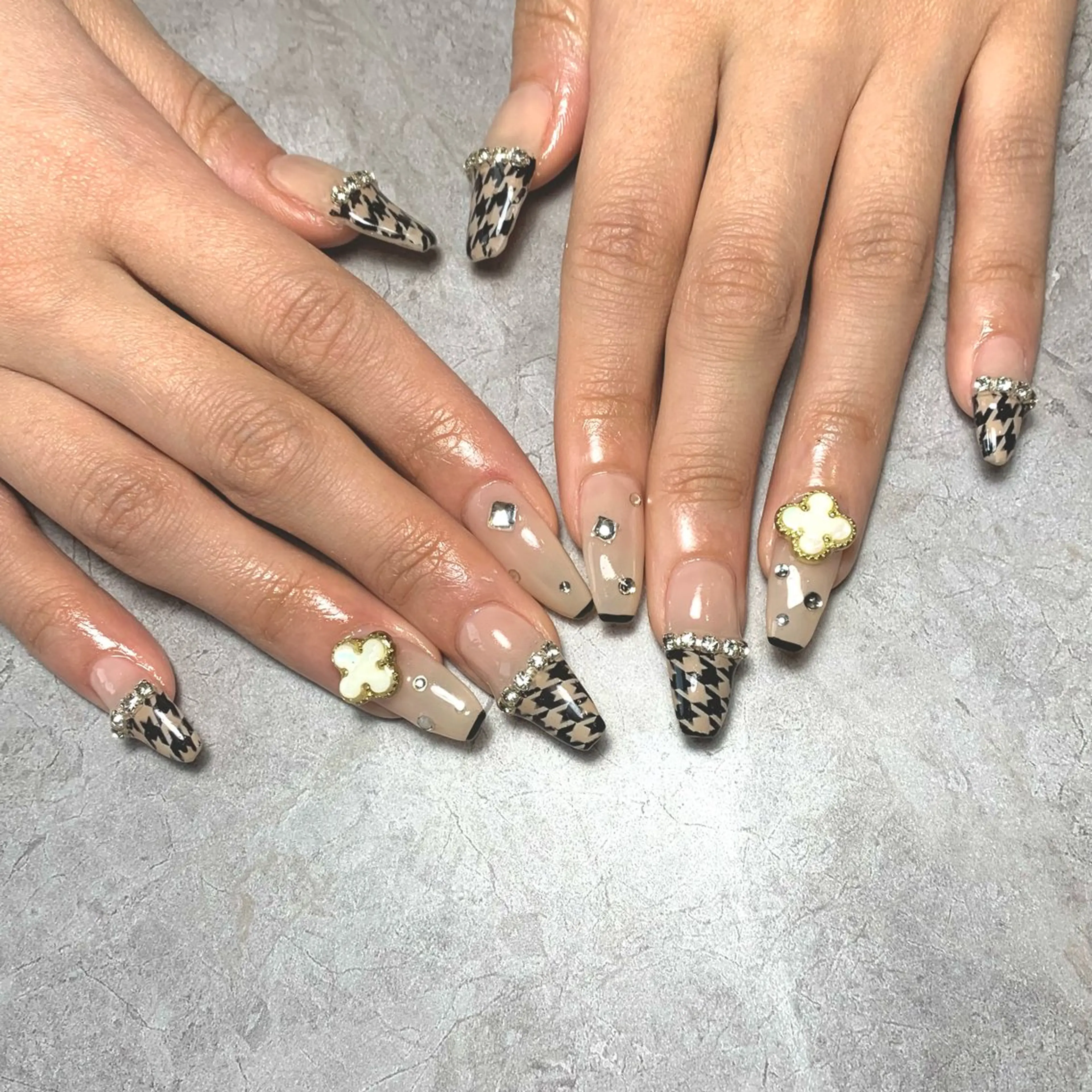 ネイル キラキラネイル 韓国ネイル スカルプネイル スクエアネイル ワンホンネイル ハンドネイル Nail Salon Lillion【リリオン】所属・lillion karenのネイルデザイン