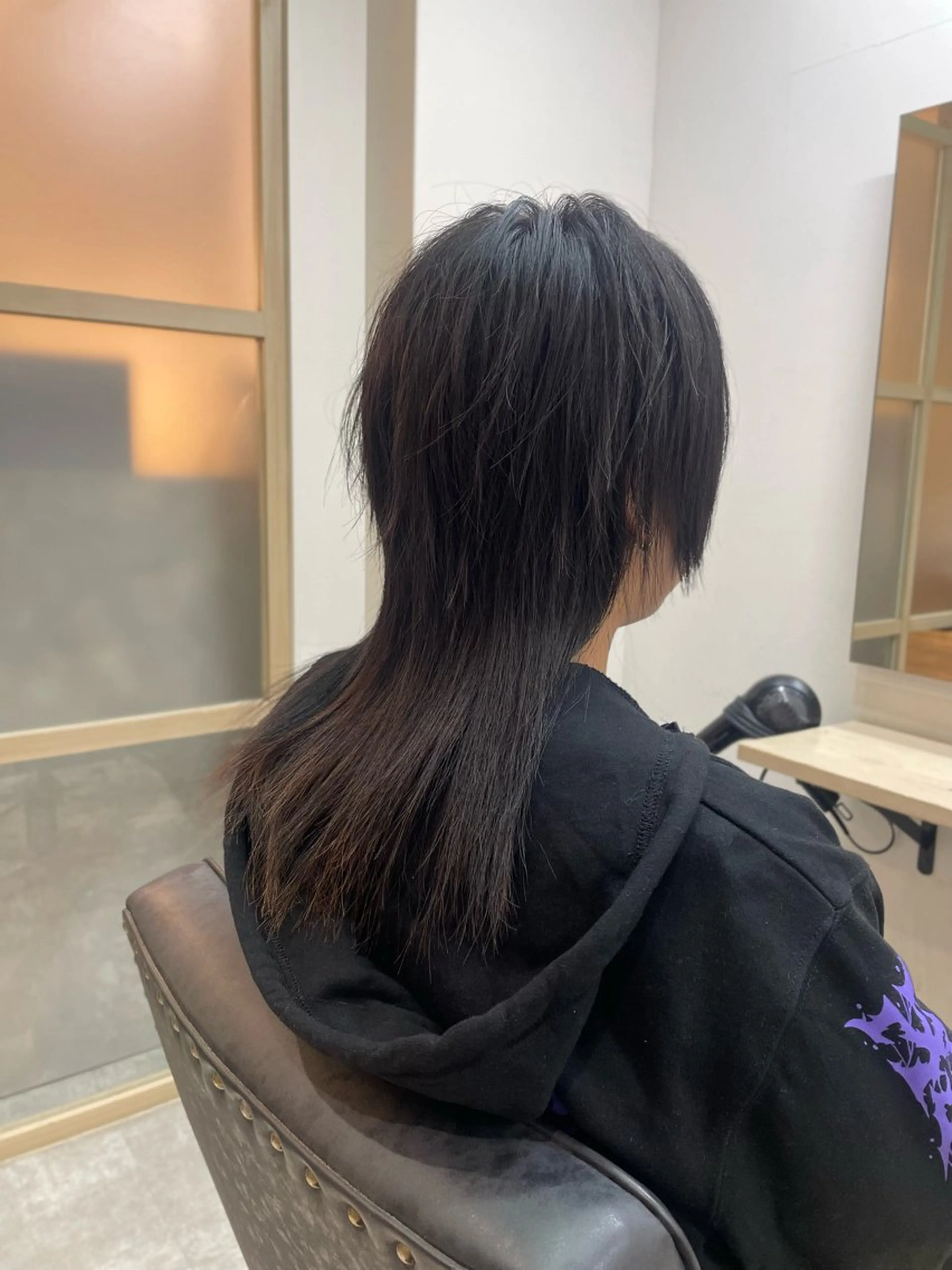 ミディアム メンズ メンズウルフカット ハイレイヤー レイヤーカット ウルフカット ウルフレイヤー カット EMANON新宿南口所属・🦄中性ウルフ ☁️Shiori🦄のヘアスタイル