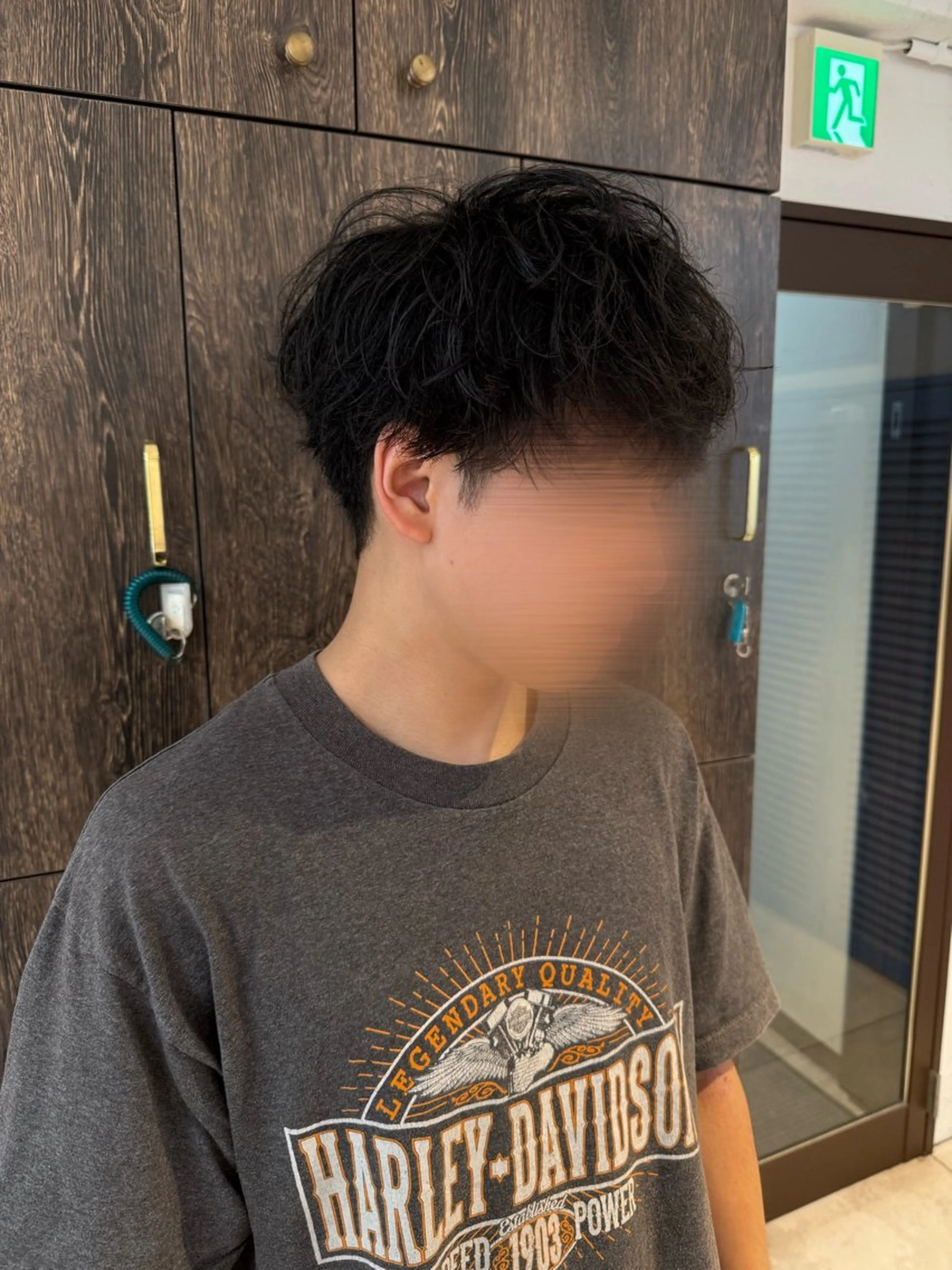 ショート カラー パーマ メンズ カット ヘアカラー トリートメント ブリーチ/髪質改善 店長　板垣智大のヘアスタイル