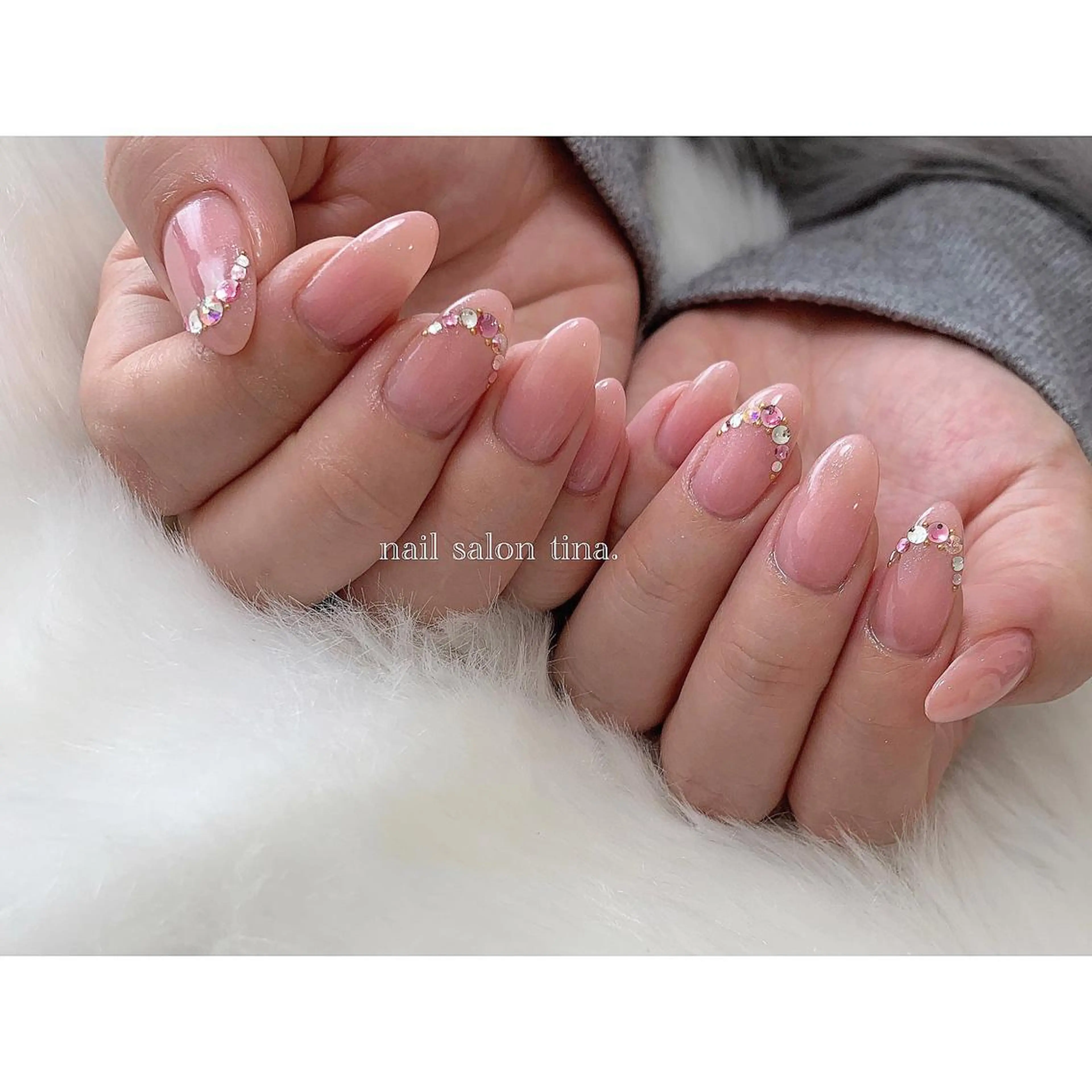 ネイル nail salon tina.所属・中山 はづきのネイルデザイン