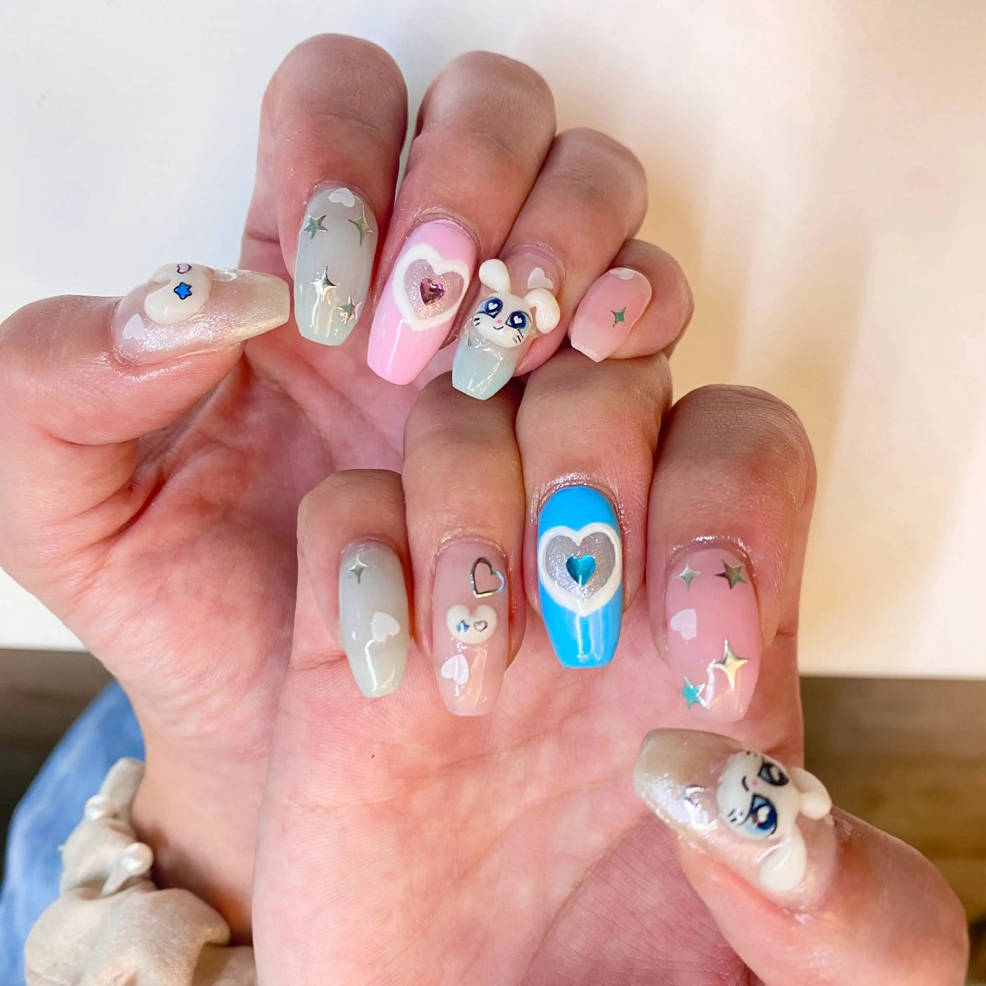 ネイル ハンドネイル Kira-ra所属・Kira-ra💎 KIRARIのネイルデザイン