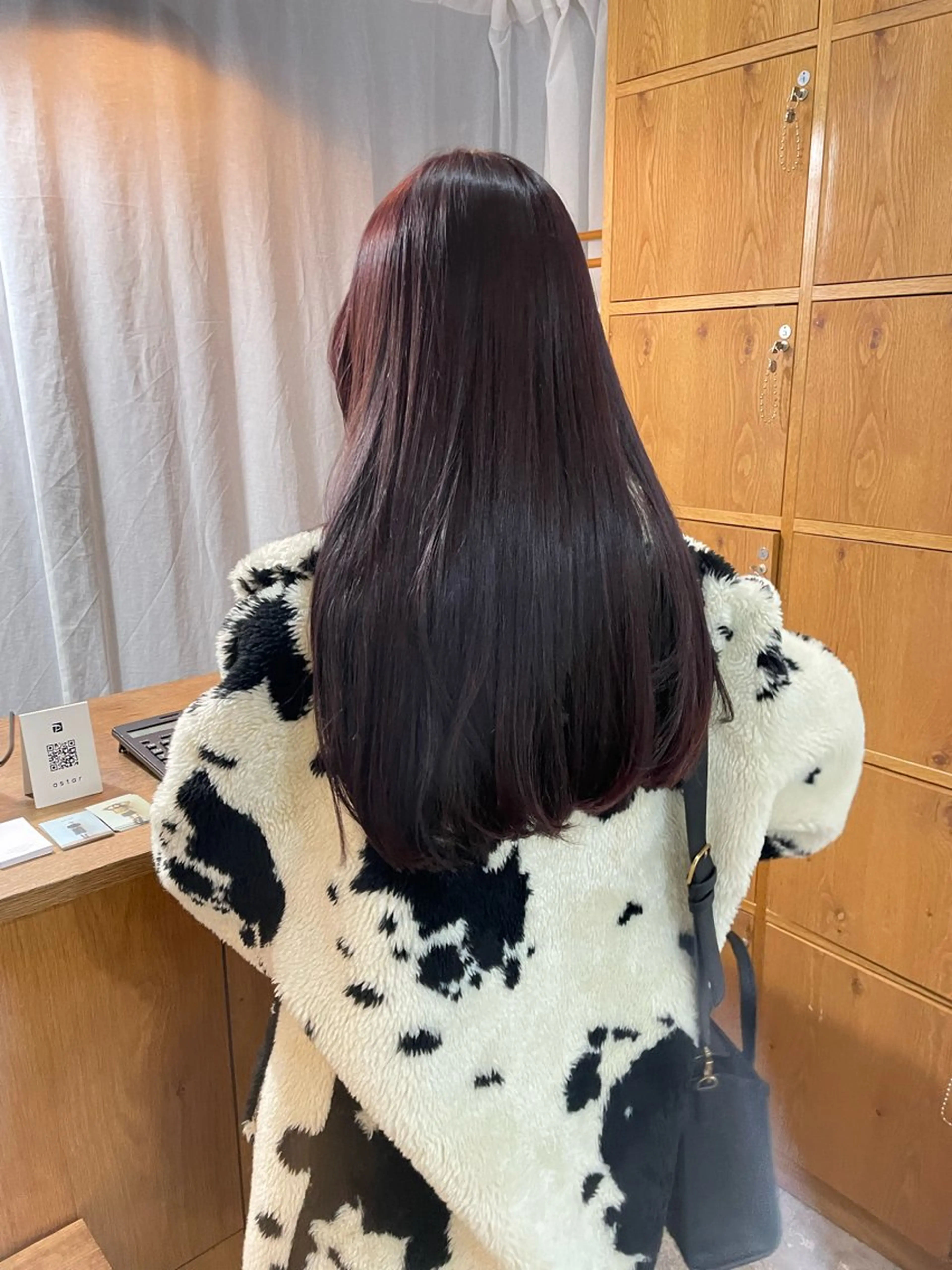ロング astar所属・kotono🪿 透明感カラーのヘアスタイル