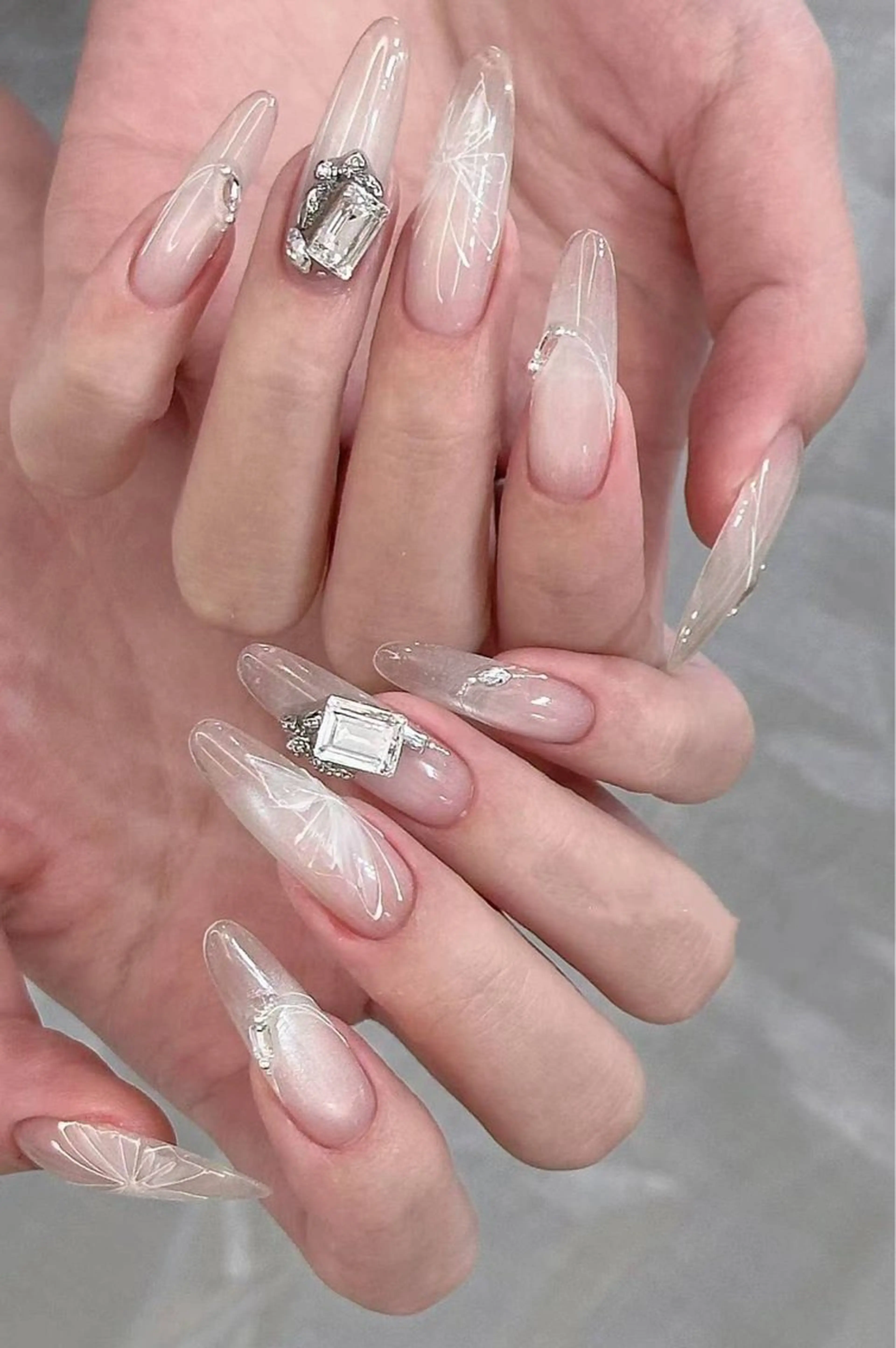 ネイル オーロラネイル フラワーネイル フットネイル フレンチネイル ジェルネイル ハンドネイル 相沢 さやかのネイルデザイン