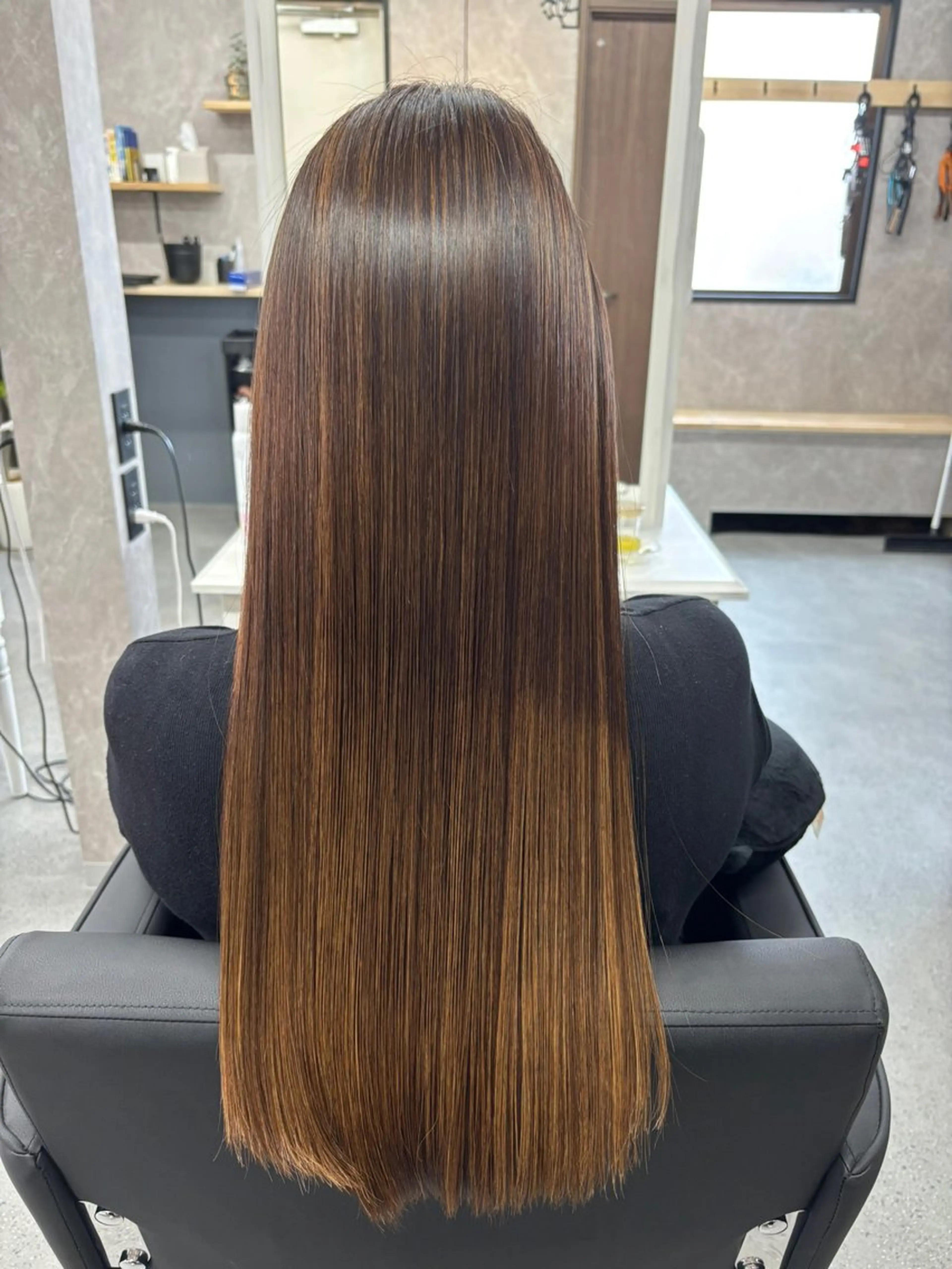 ロング カット 縮毛矯正 ulu by dot.所属・かがみはやと 髪質改善/縮毛矯正のヘアスタイル