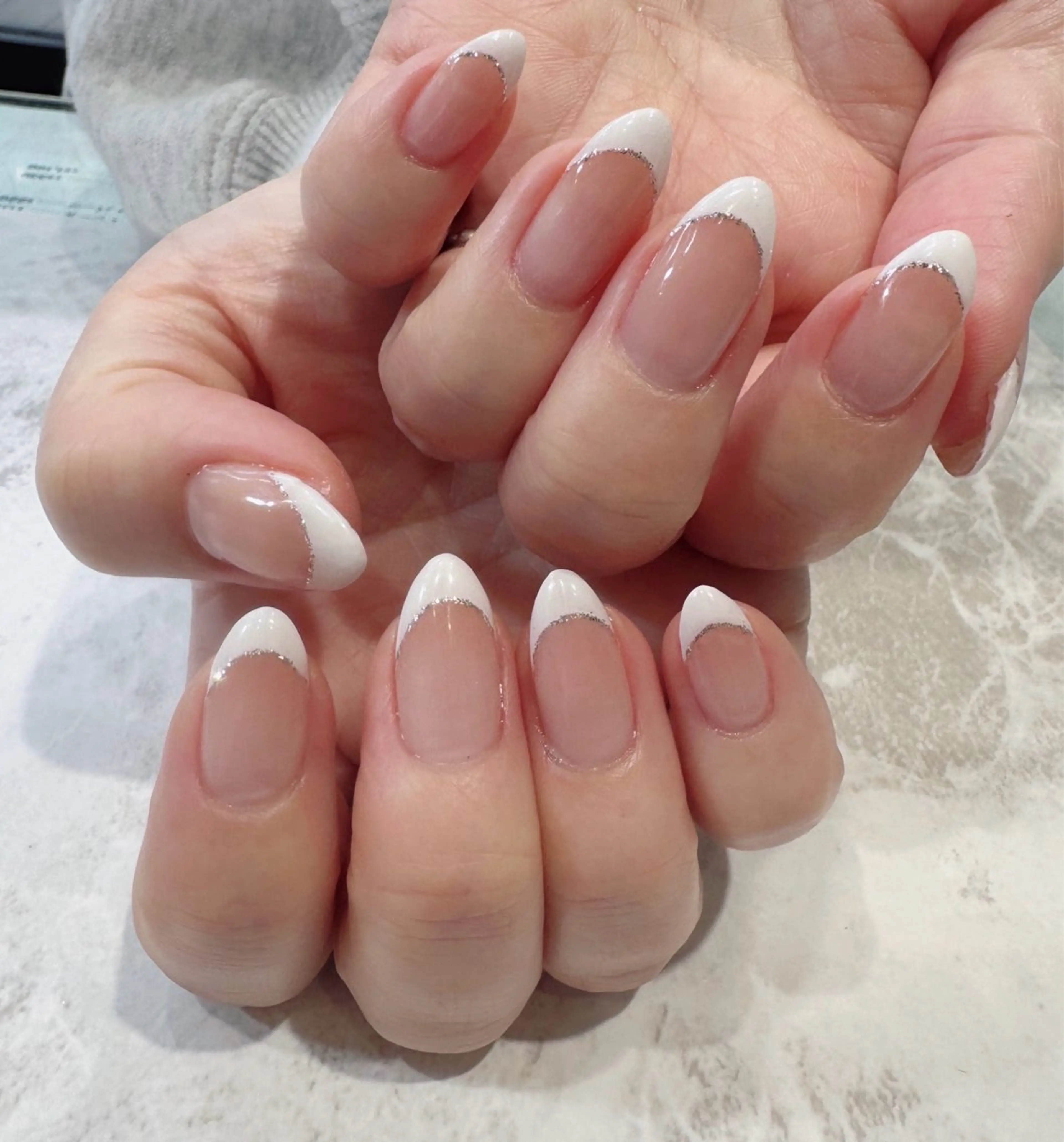ネイル フレンチネイル ラメ(グリッター) maisonANZU SATOMIのネイルデザイン