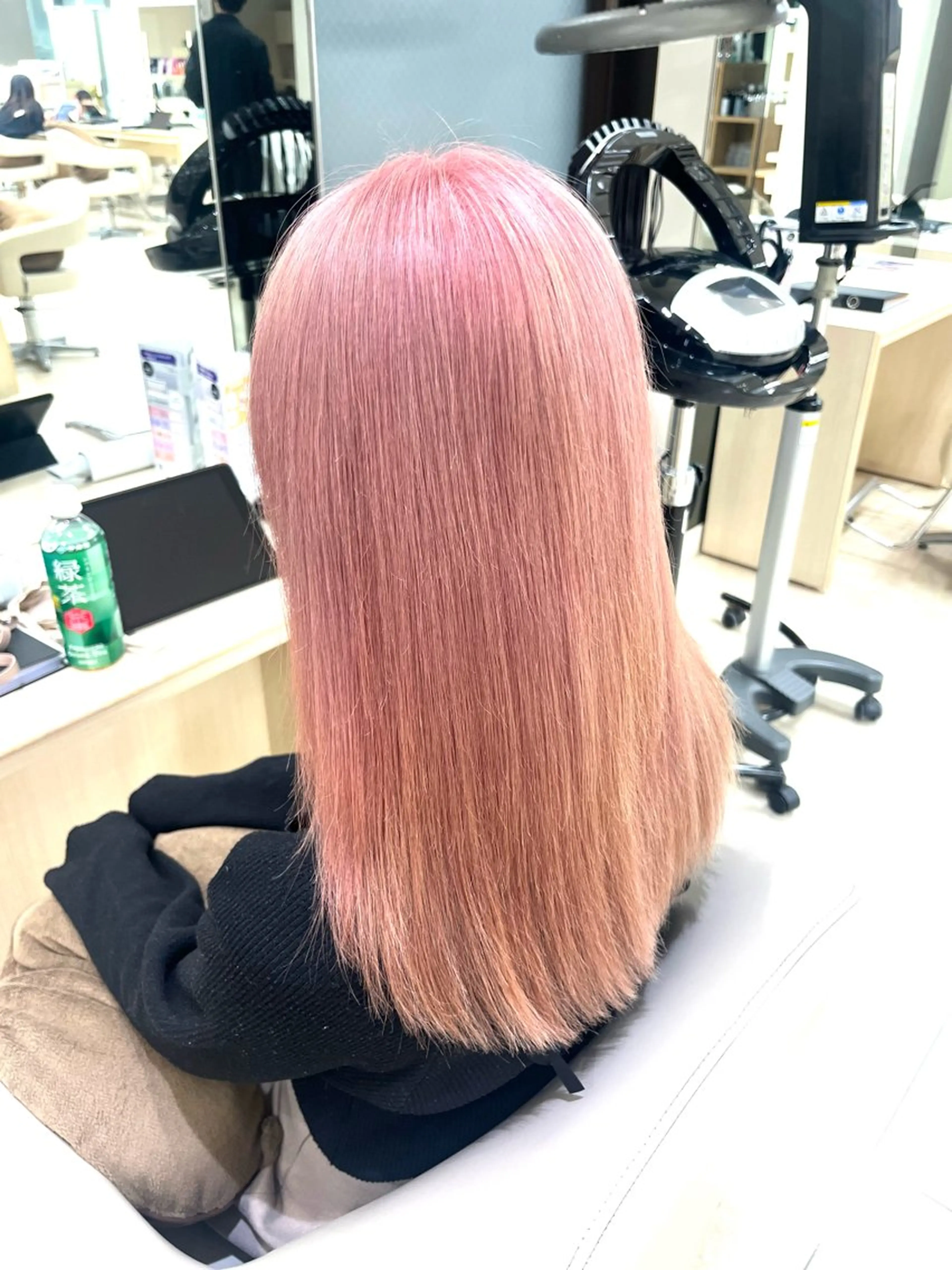 セミロング カラー カット ヘアカラー トリートメント 暖色専門美容師🎀 お客様満足度◎のヘアスタイル