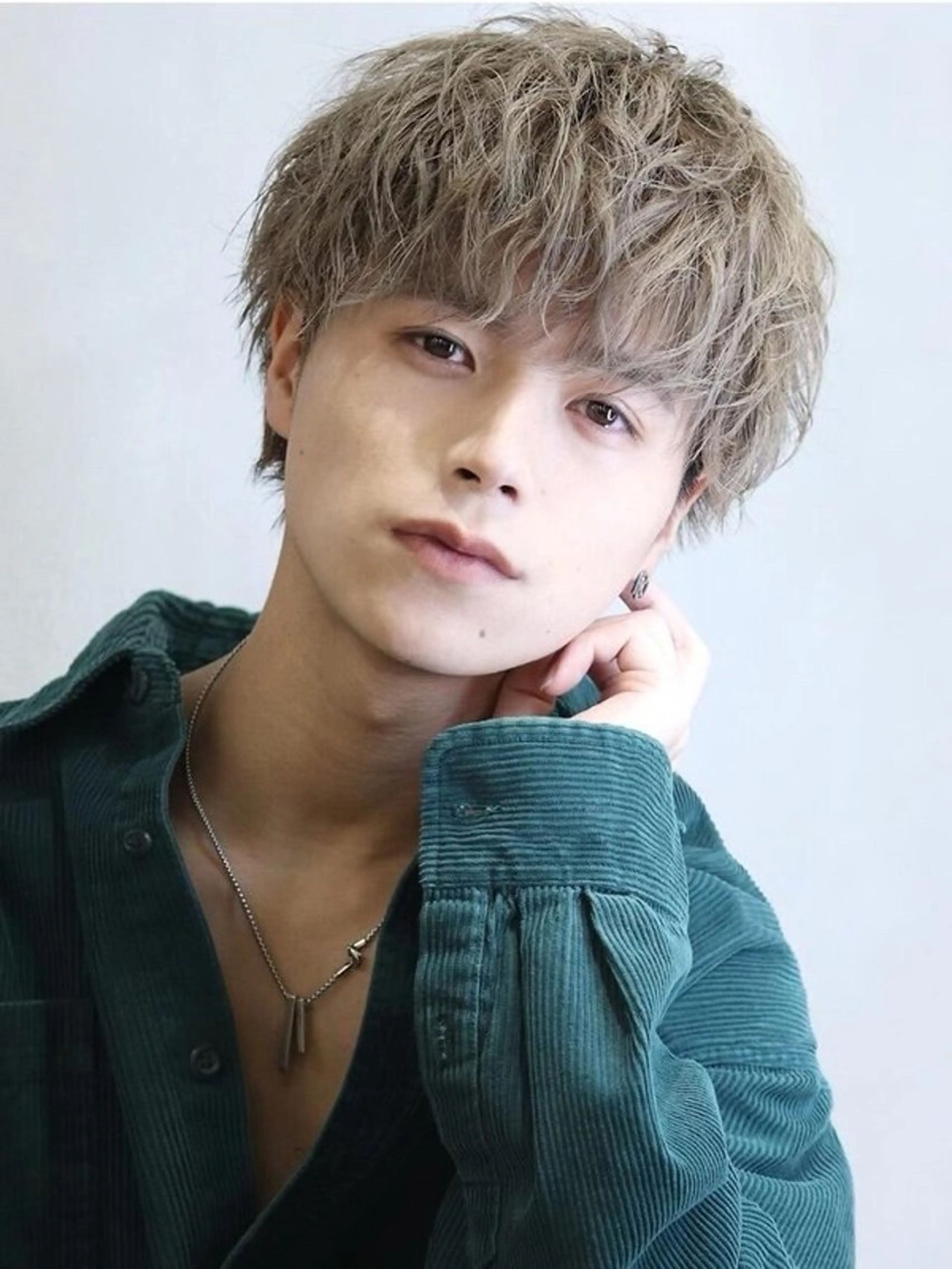 ショート カラー メンズ カット ヘアカラー トリートメント メンズ特化✨似合わ せカット✨アンビルのヘアスタイル