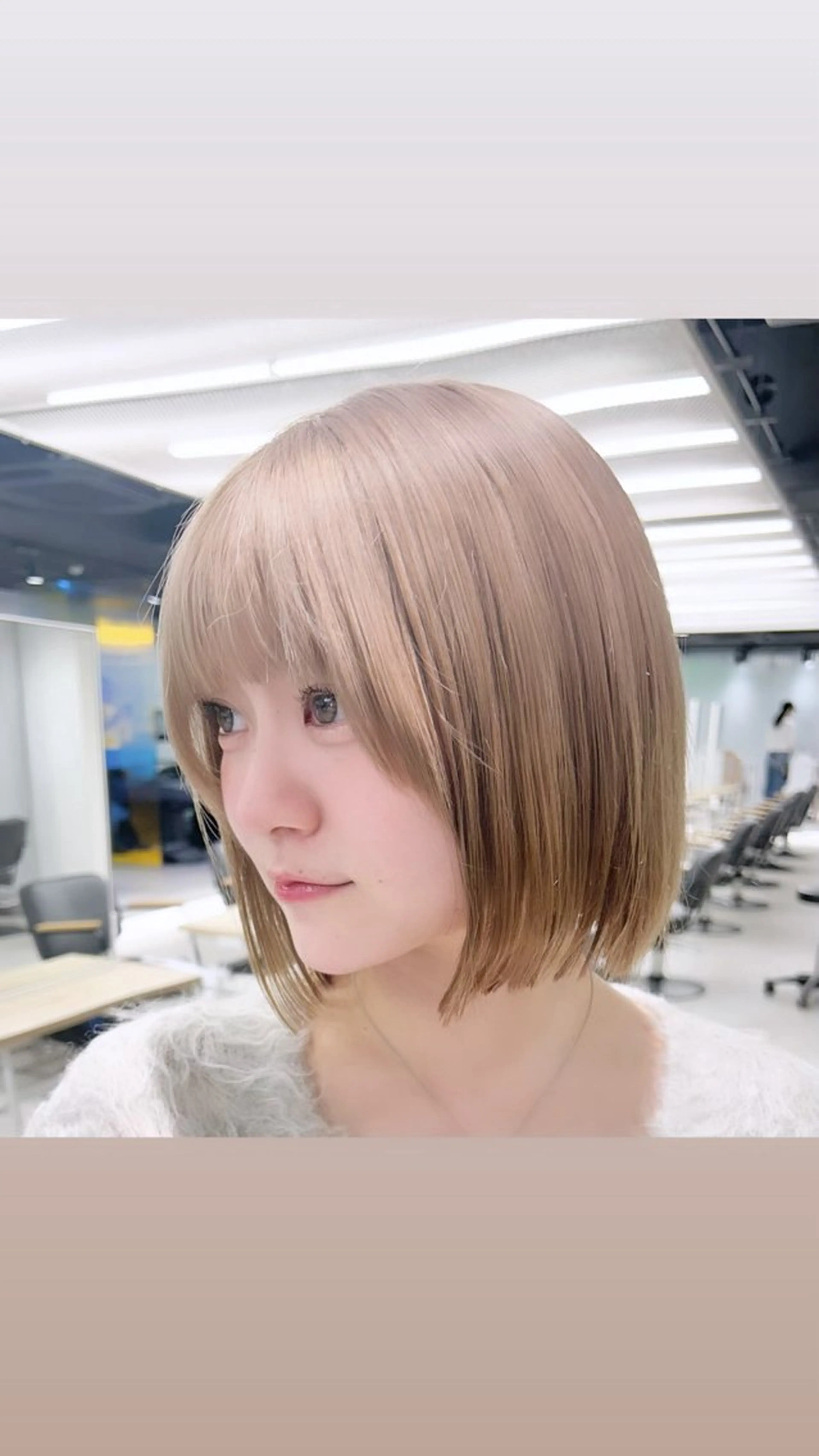 ミディアム カラー ブリーチ ケアブリーチ 透明感カラー ハイトーンカラー イルミナカラー ヘアカラー トリートメント メンズ/ボブ/パーマ /くるみのマツエク・マツパデザイン